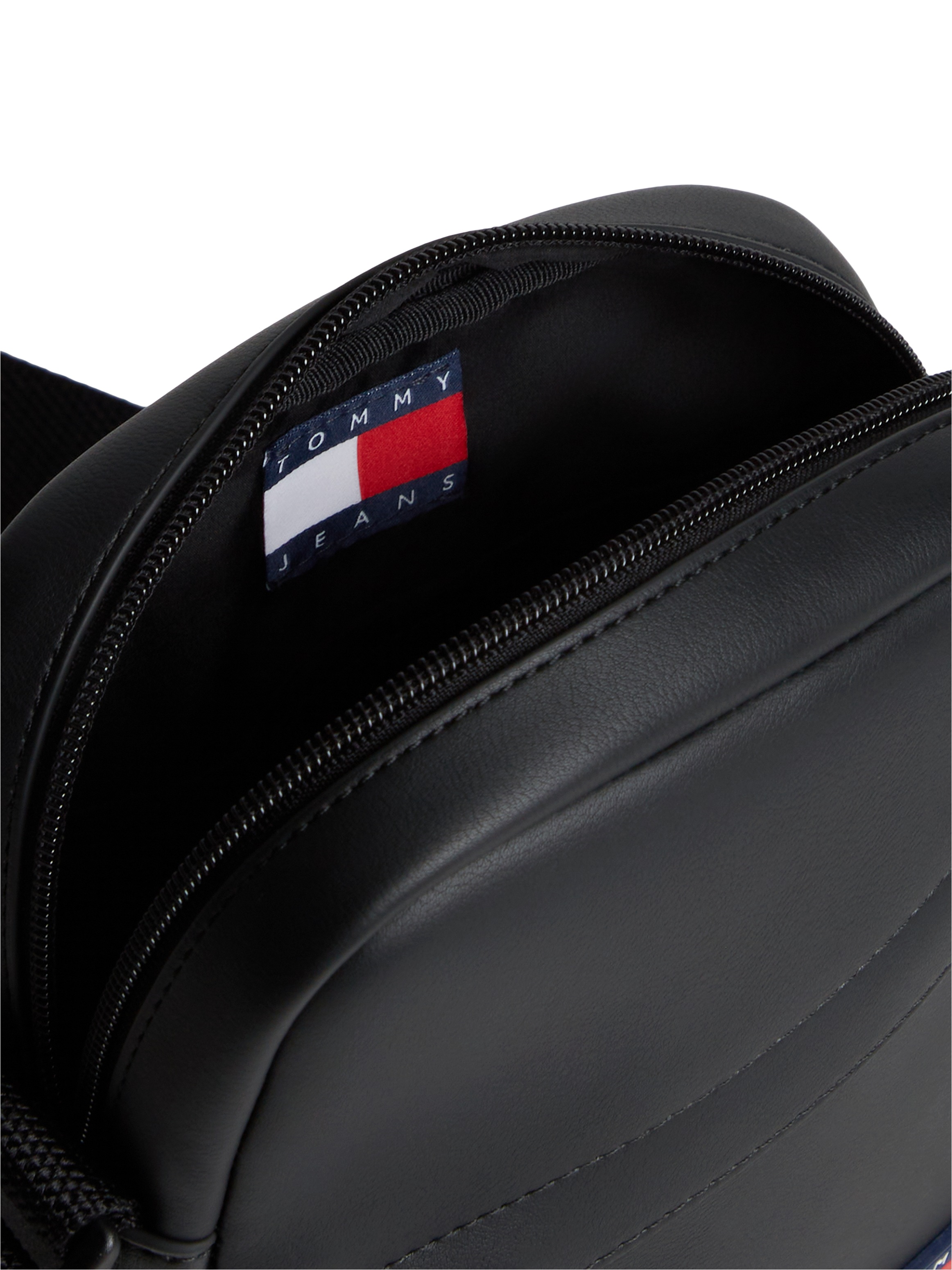 Tommy Jeans Umhängetasche »TJM DAILY PU REPORTER« Schultertasche, Crossbodybag mit Logoaufnäher