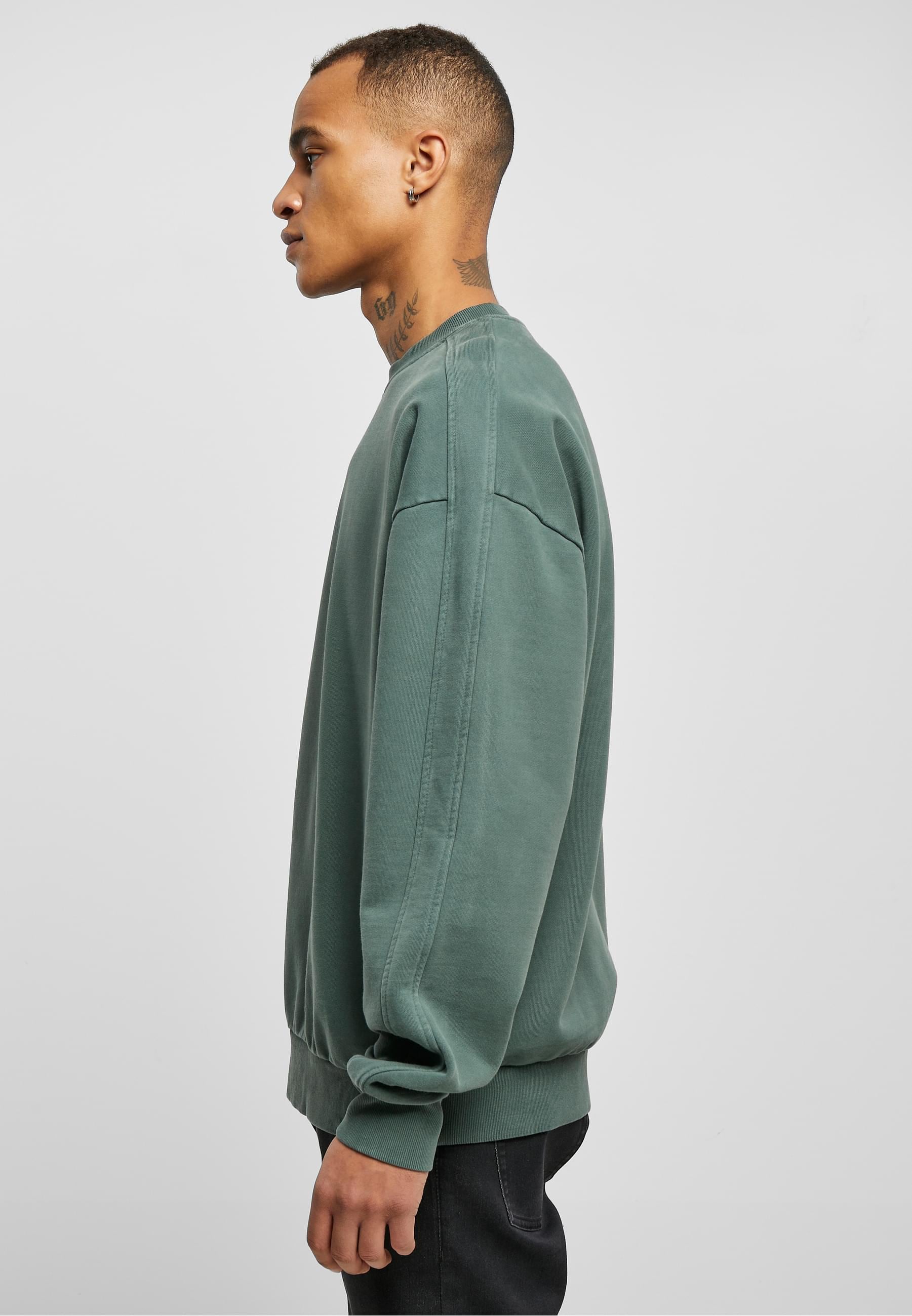 URBAN CLASSICS Rundhalspullover »Urban Classics Herren Heavy Terry Garment Dye Crew«, (1 tlg.)