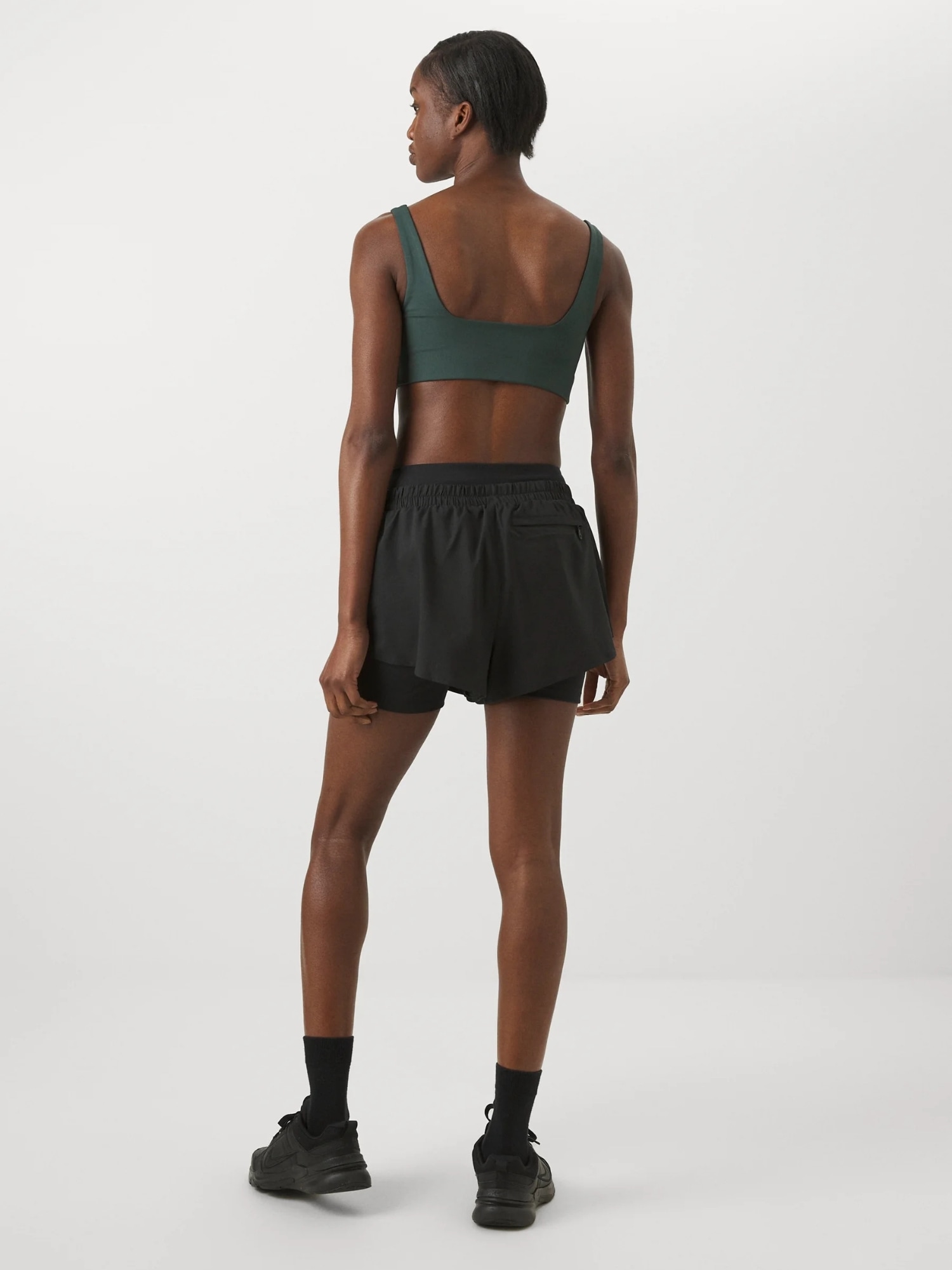 GIRLFRIEND COLLECTIVE Shorts »Girlfriend Collective Shorts Fallon«