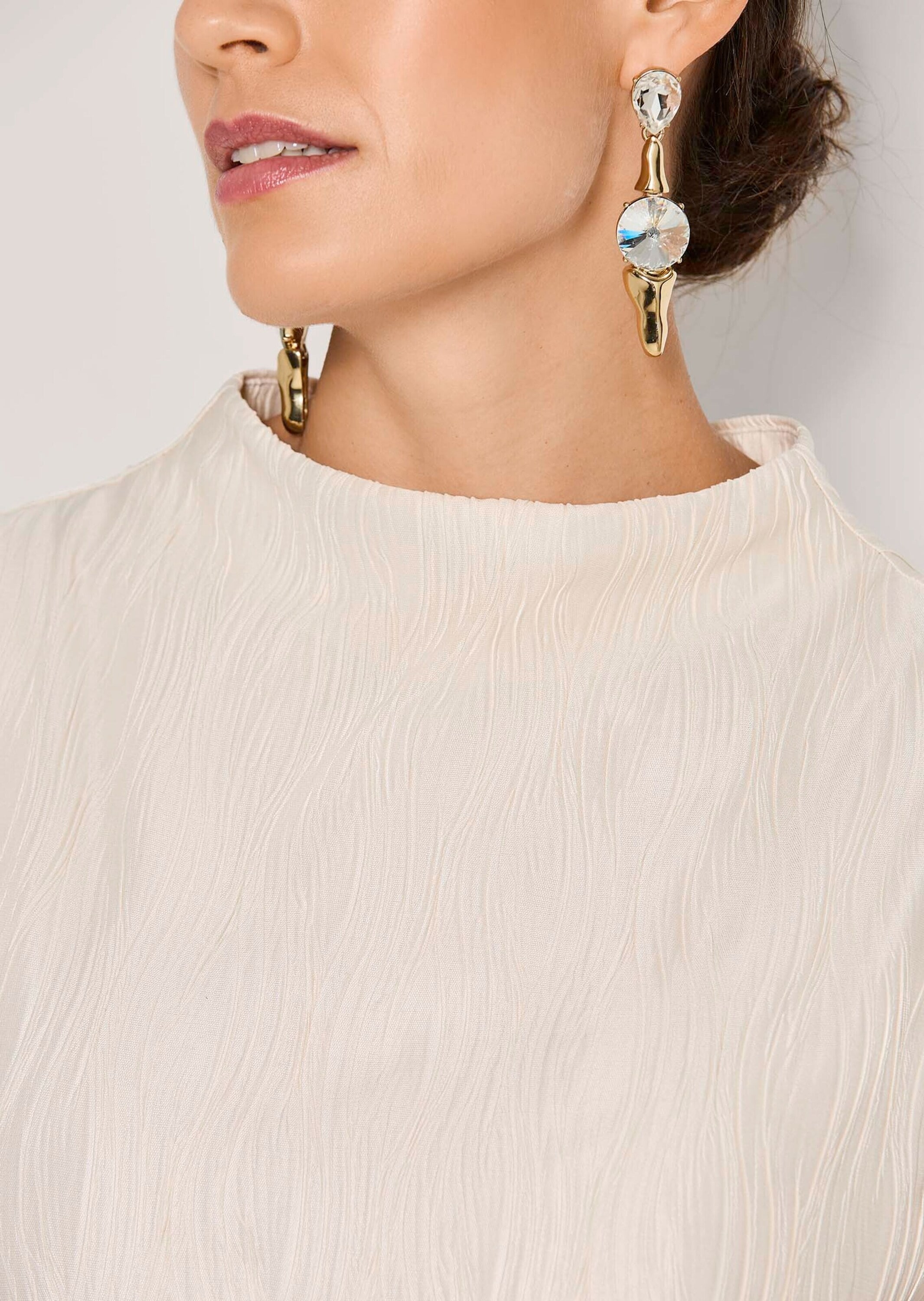 MADELEINE Kurzarmshirt »Shirt Kurzarm-Bluse mit Stehkragen, strukturiert«