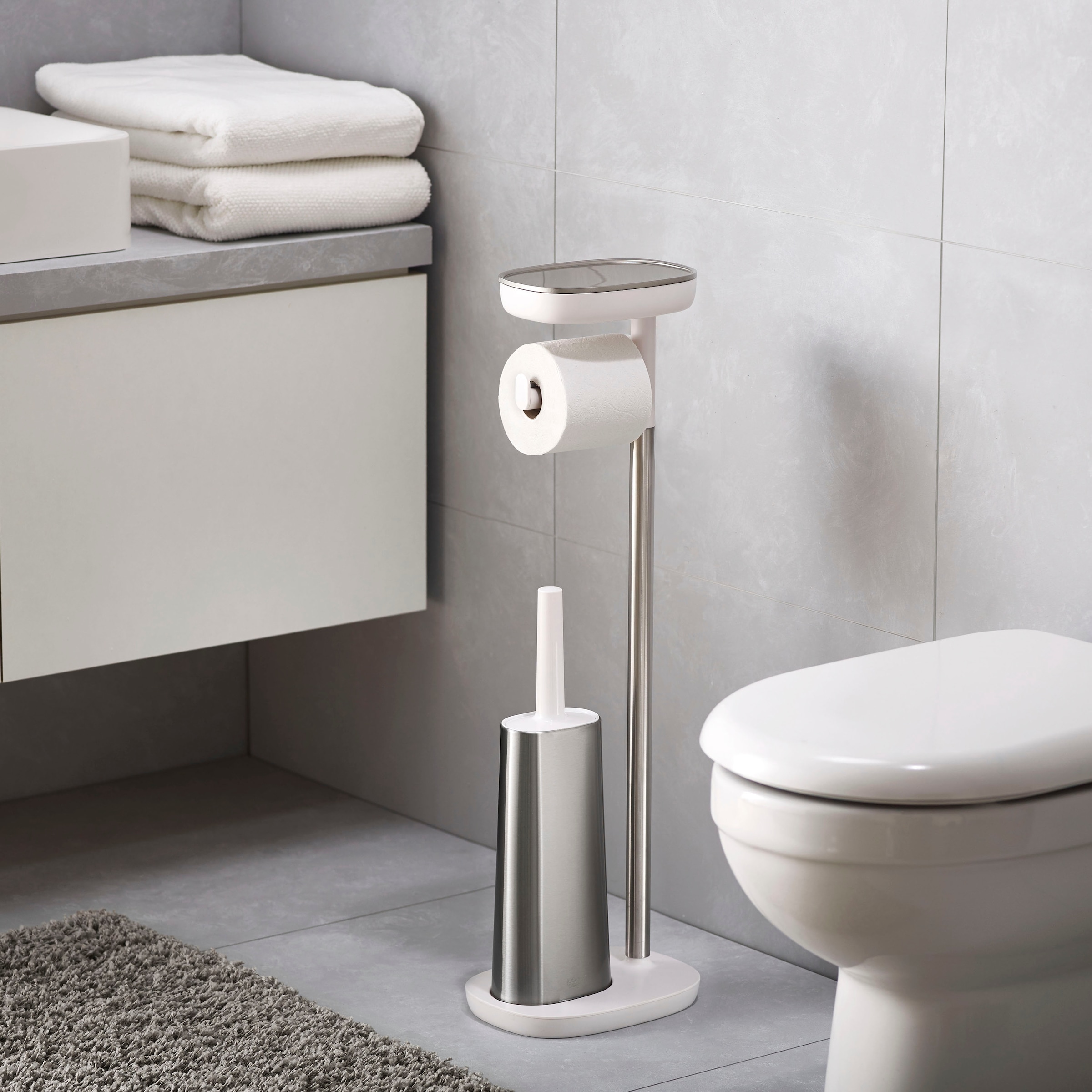 Joseph Joseph Toilettenpapierhalter »EasyStore™«, mit integrierter Flex Toilettenbürste, 74 cm Höhe