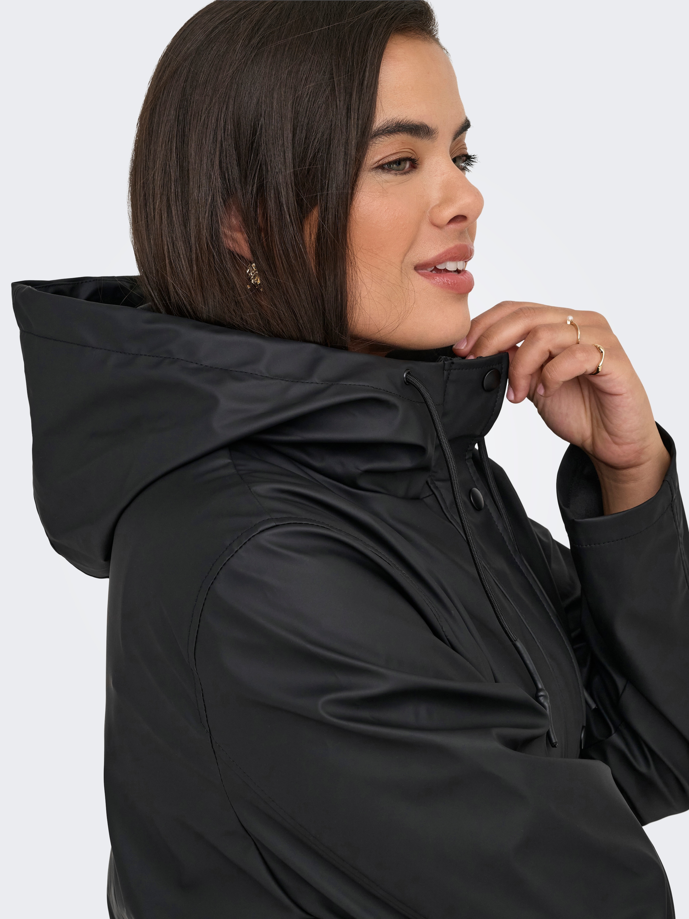 ONLY CARMAKOMA Regenmantel »CARELISA LIFE RAINCOAT ZIP OTW NOOS« wasserabweisende Beschichtung