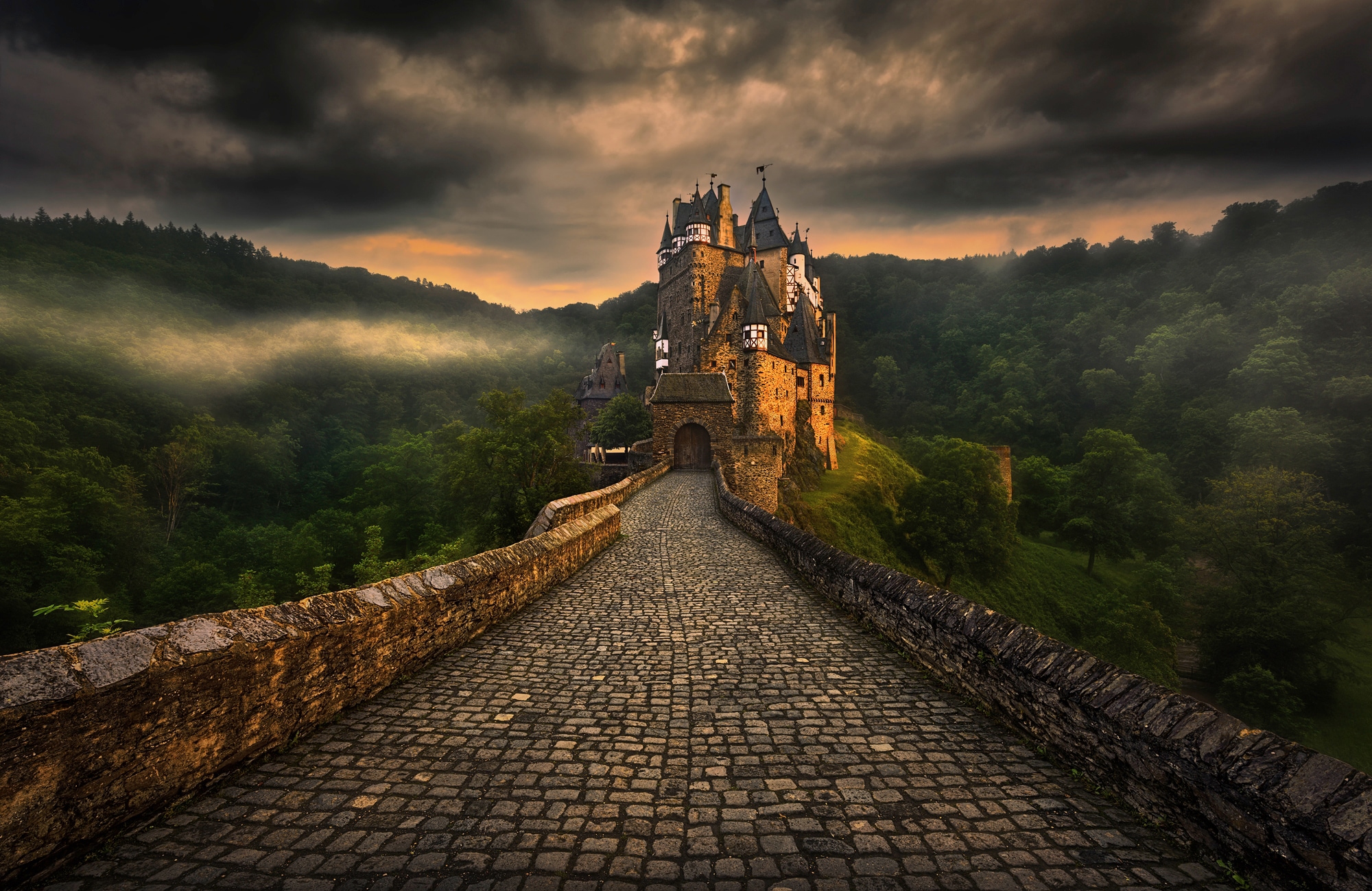 Papermoon Fototapete »Photo-Art  KRZYSZTOF BROWKO, ELTZ«