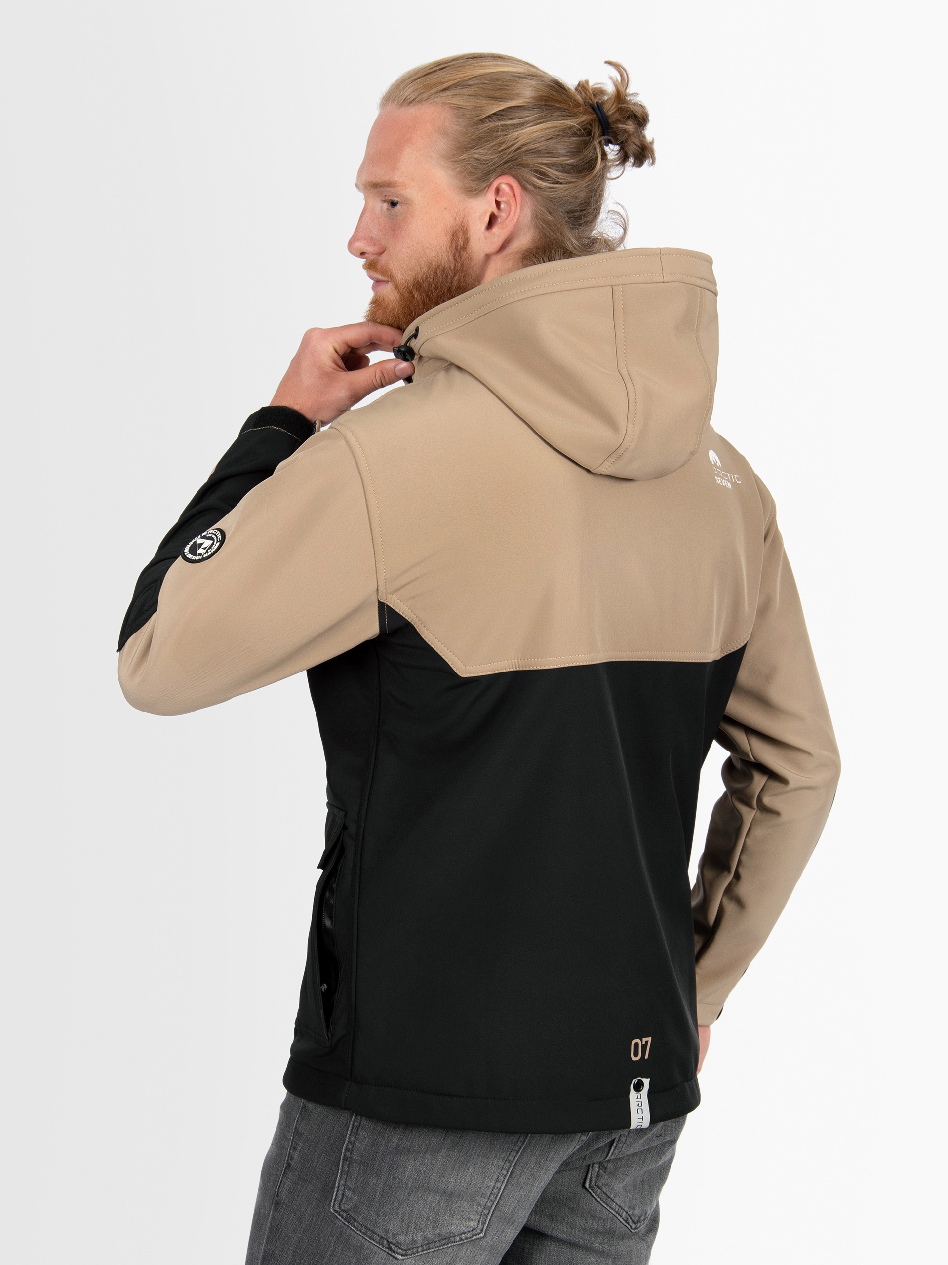 Arctic Seven Softshelljacke »ASRenaldoo«, sportliche Funktionsjacke