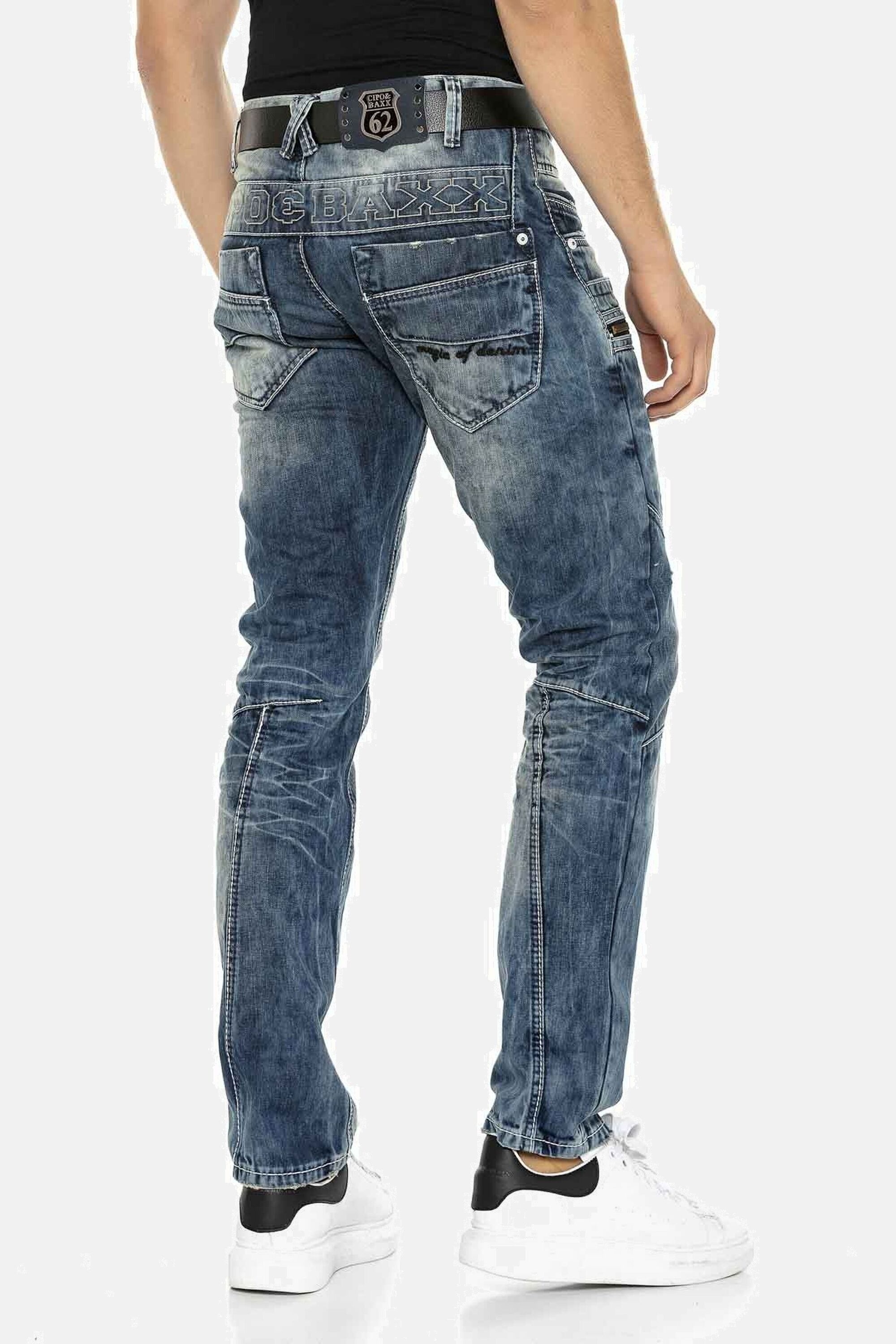 Cipo & Baxx 5-Pocket-Jeans »Jeans«, im lässigen Biker-Stil, C-1178
