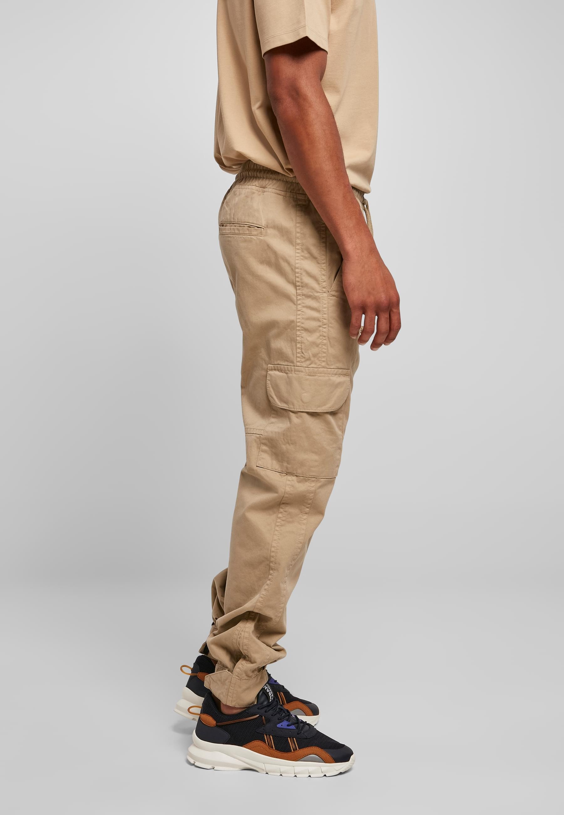 URBAN CLASSICS Cargohose »Urban Classics Herren Military Jogg Pants«, (1 tlg.)