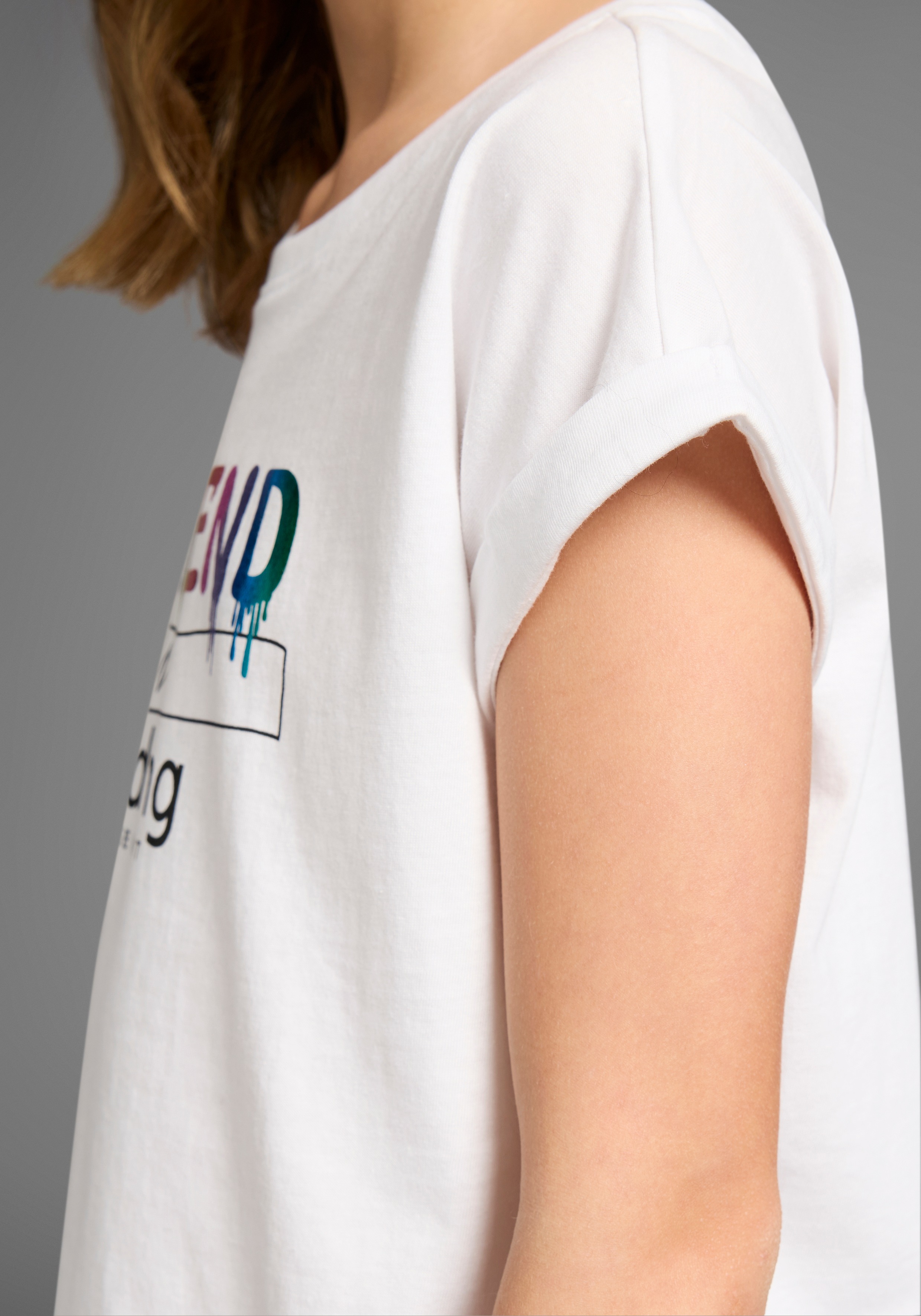 Thumbnail - KIDSWORLD T-Shirt "WEEKEND loading...please wait" Kurzarm, weite Passform, bedruckte Optik, Rundhalsausschnitt