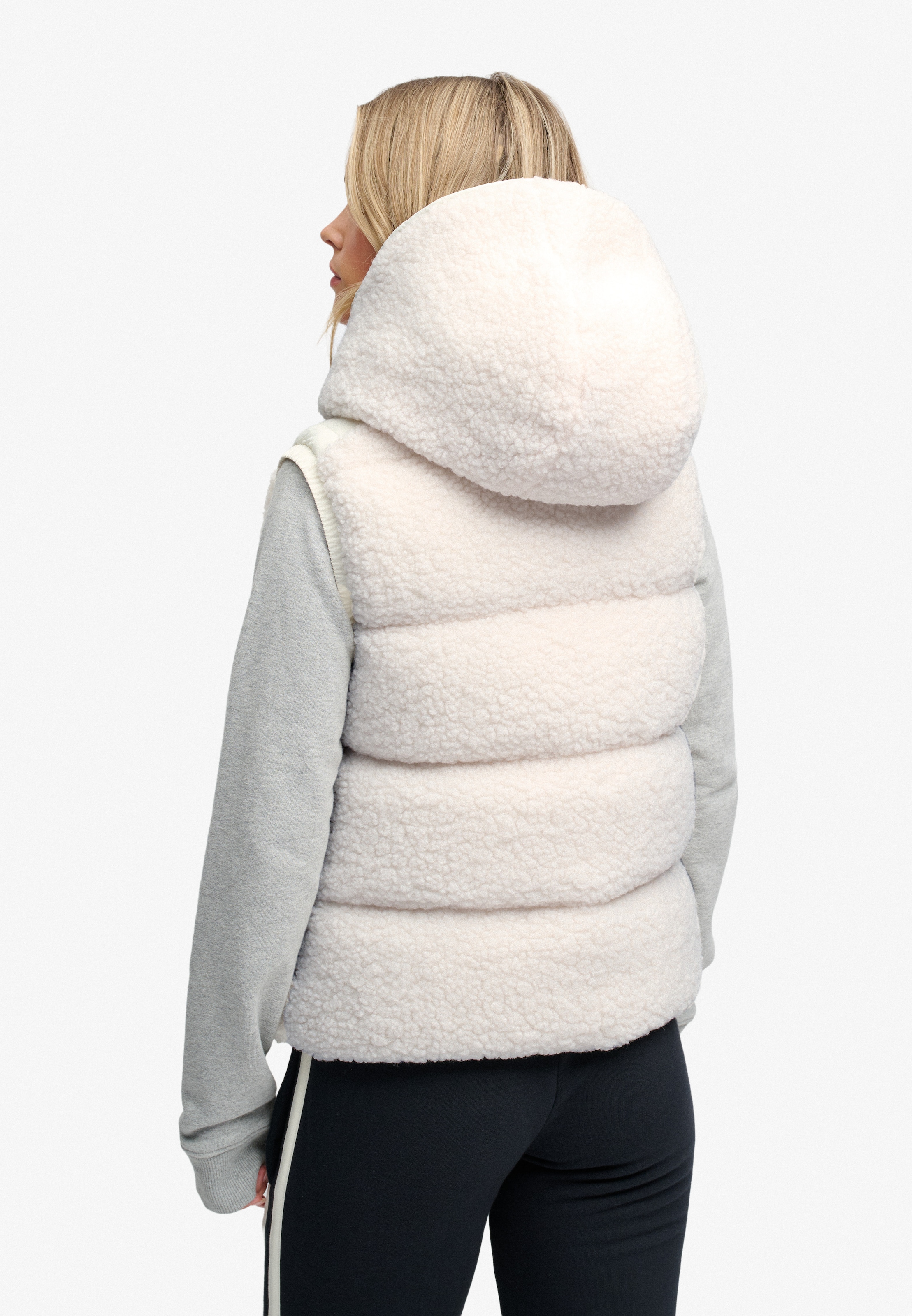 Superdry Steppweste »BORG BAFFLE GILET« Kunstfaser, straight fit, außen mit Teddyfell