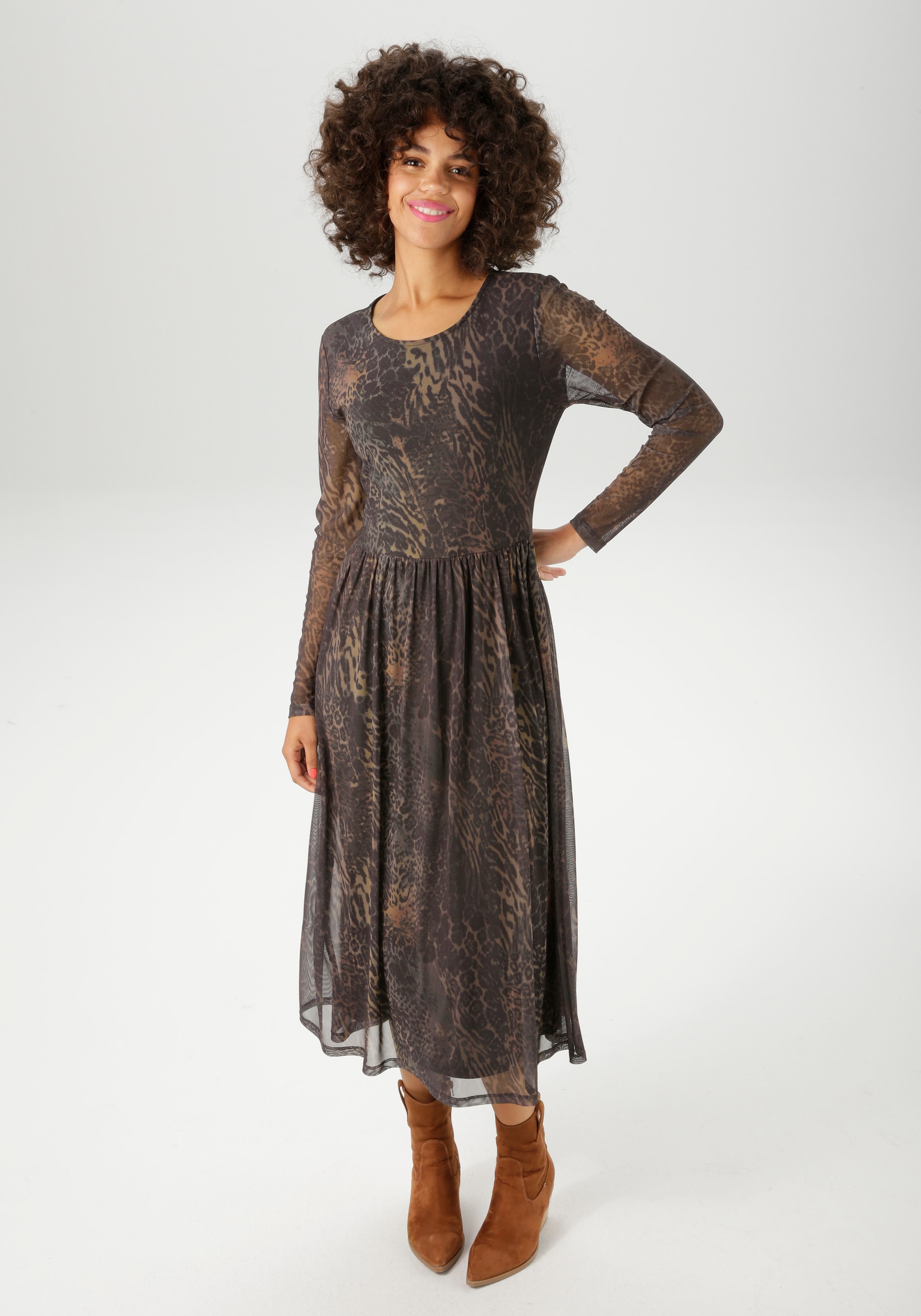 Aniston CASUAL Midikleid mit fantasievollem Animal-Print günstig online kaufen