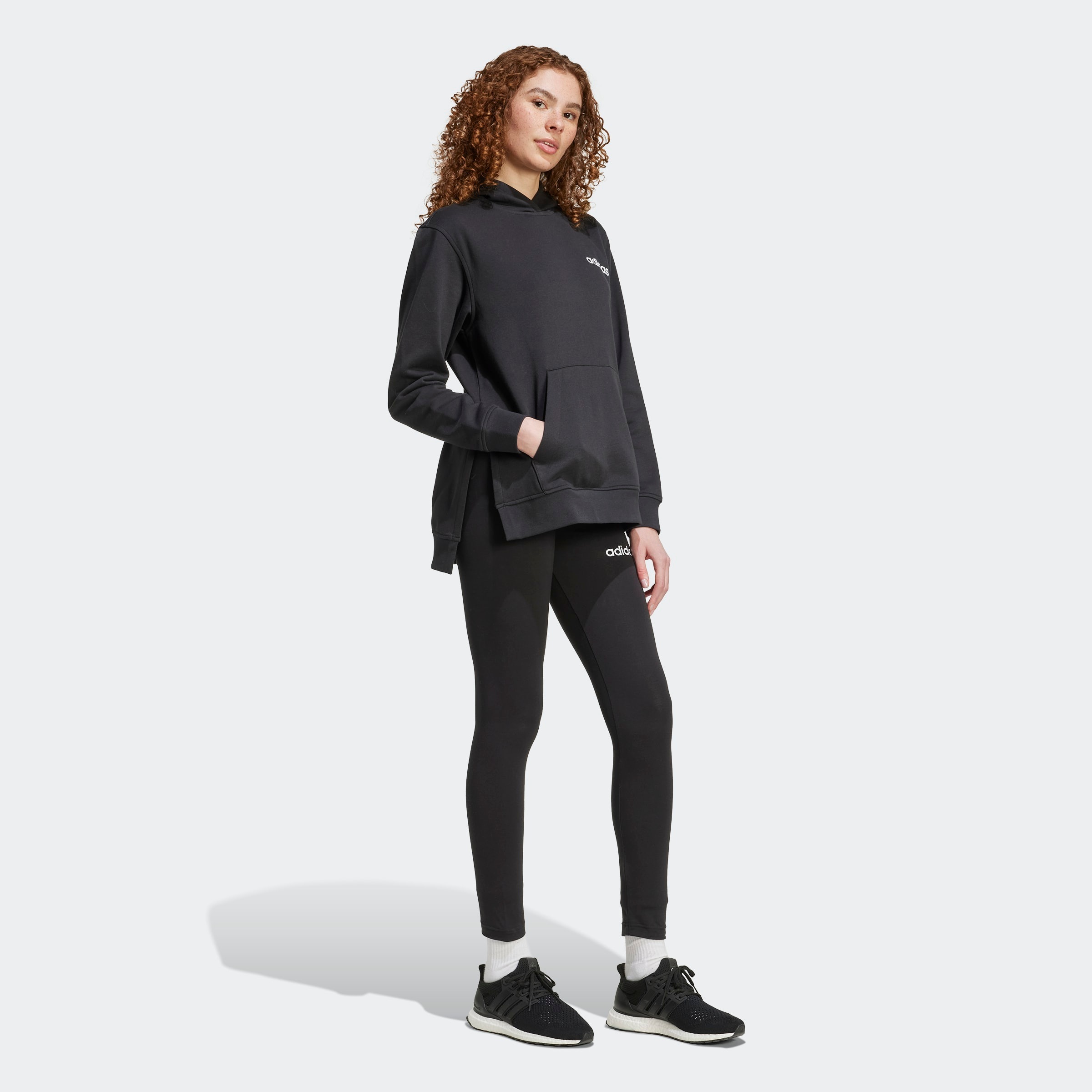 adidas Sportswear Trainingsanzug "LEISURE TRACKSUIT" 2 Stk. günstig online kaufen