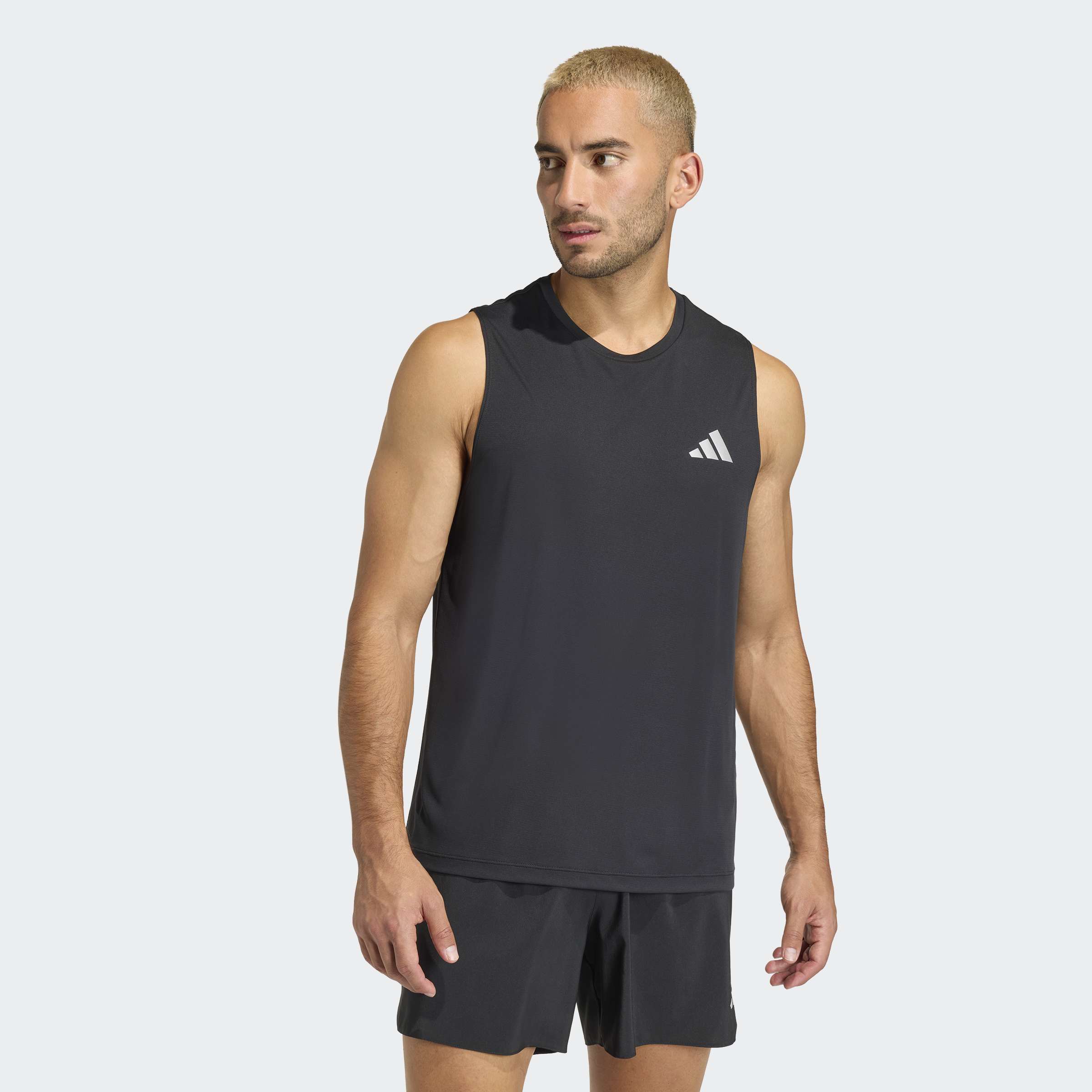 adidas Performance "RUN ESS TANK M" mit CLIMACOOL Technologie, aus Interlock-Material, regulär geschnitten