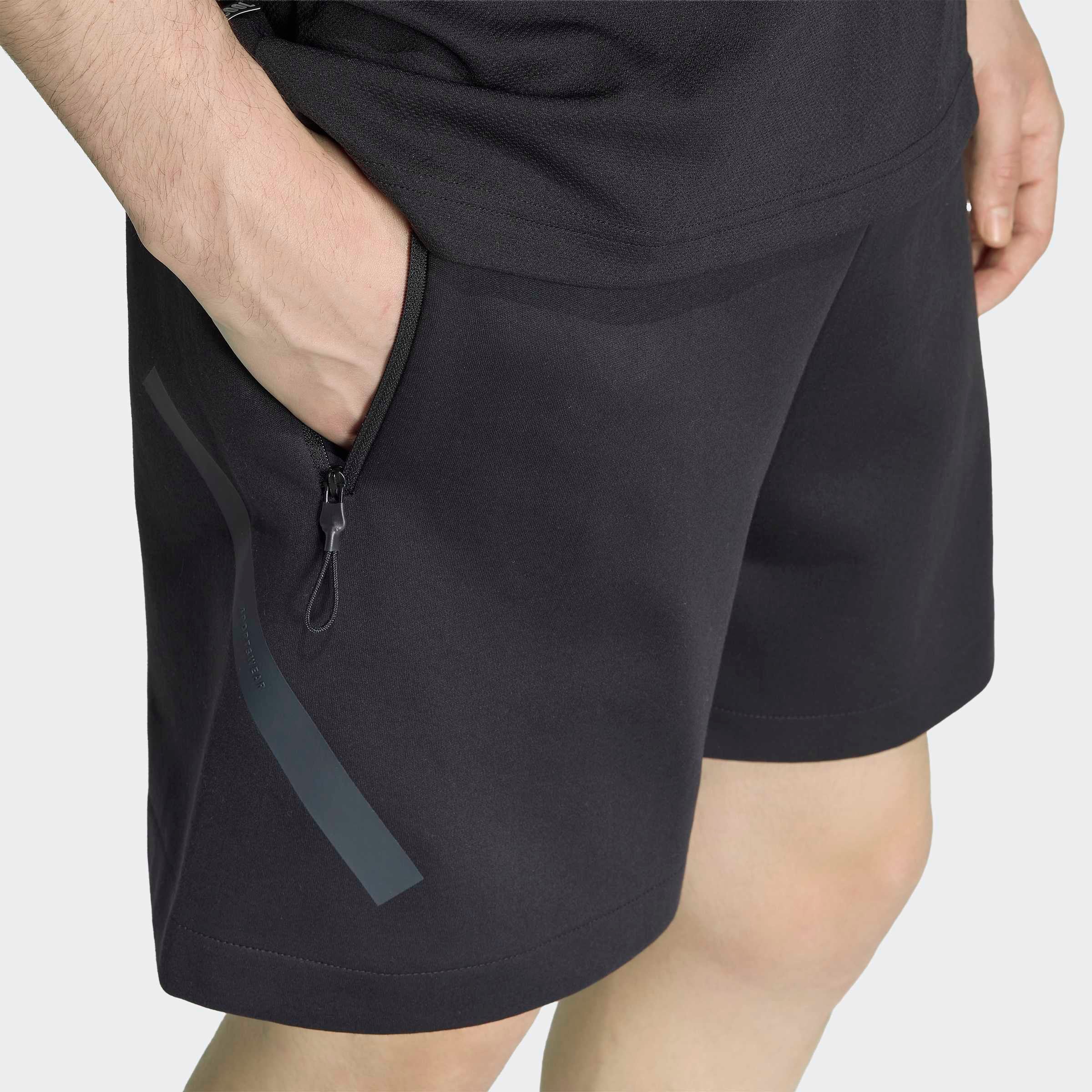adidas Sportswear Shorts »ADIDAS Z.N.E«