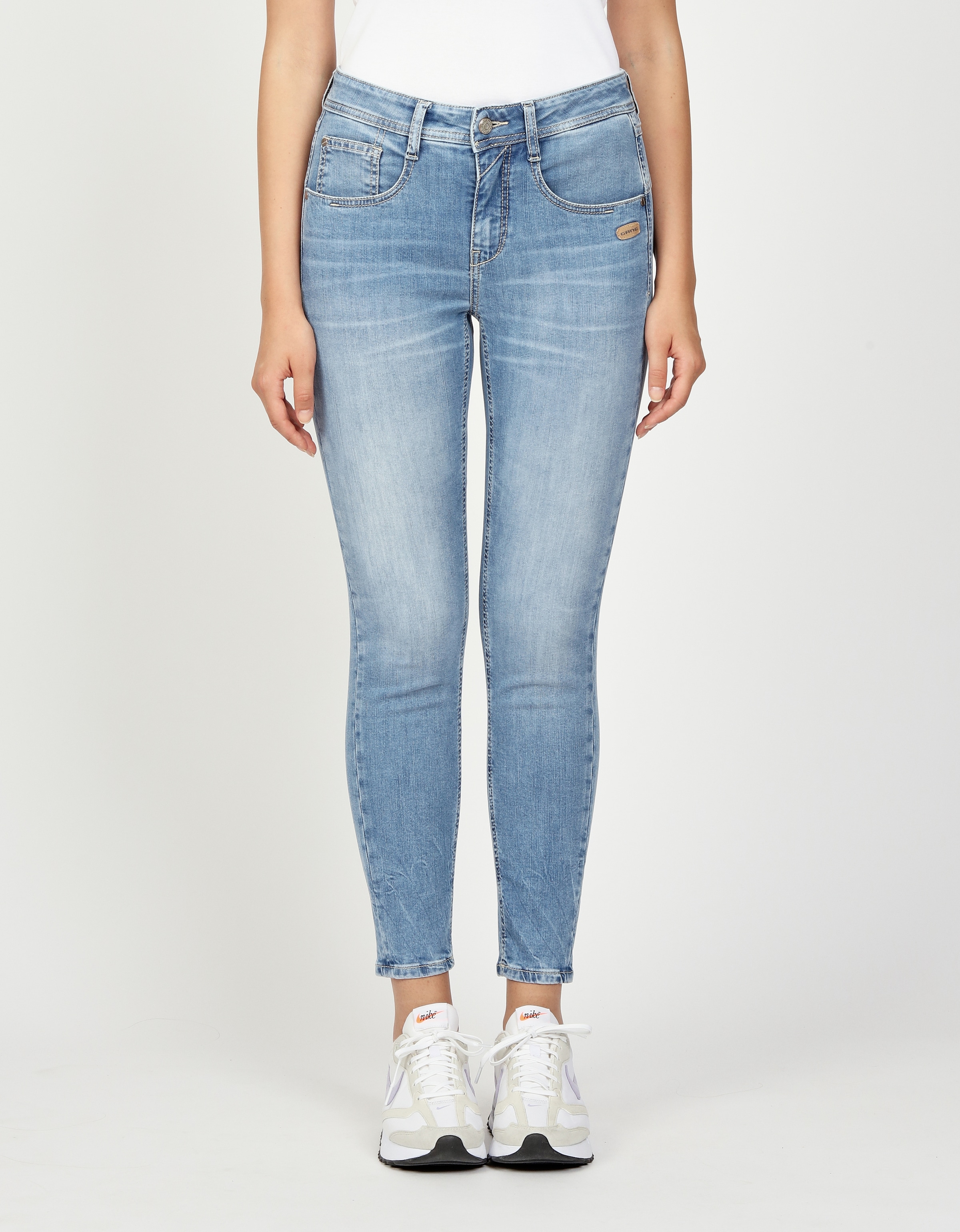 GANG Relax-fit-Jeans "94AMELIE CROPPED" aus robustem Gabardine Stretch