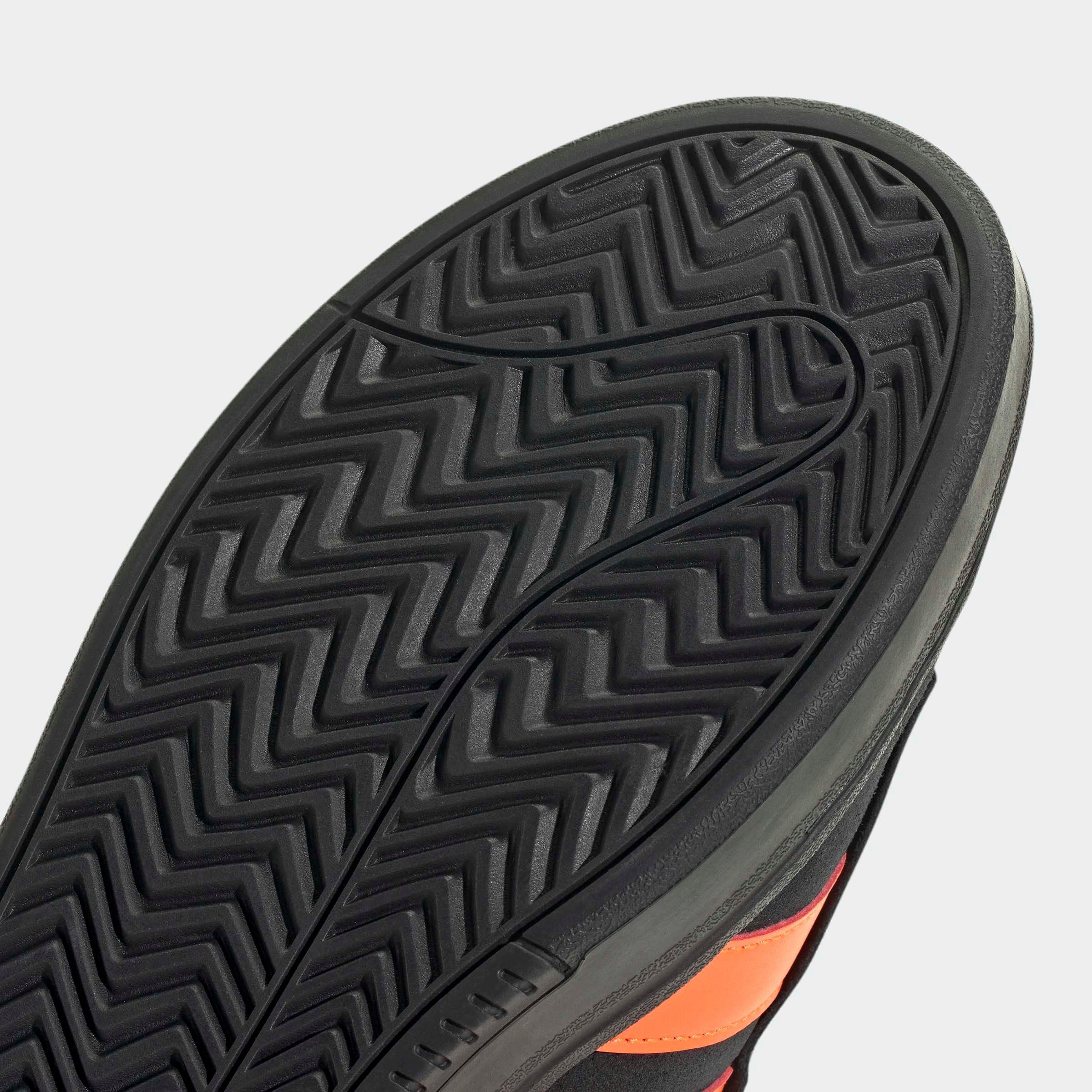 adidas Sportswear Sneaker »GRAND COURT ALPHA«  Design inspiriert vom adidas Campus 00