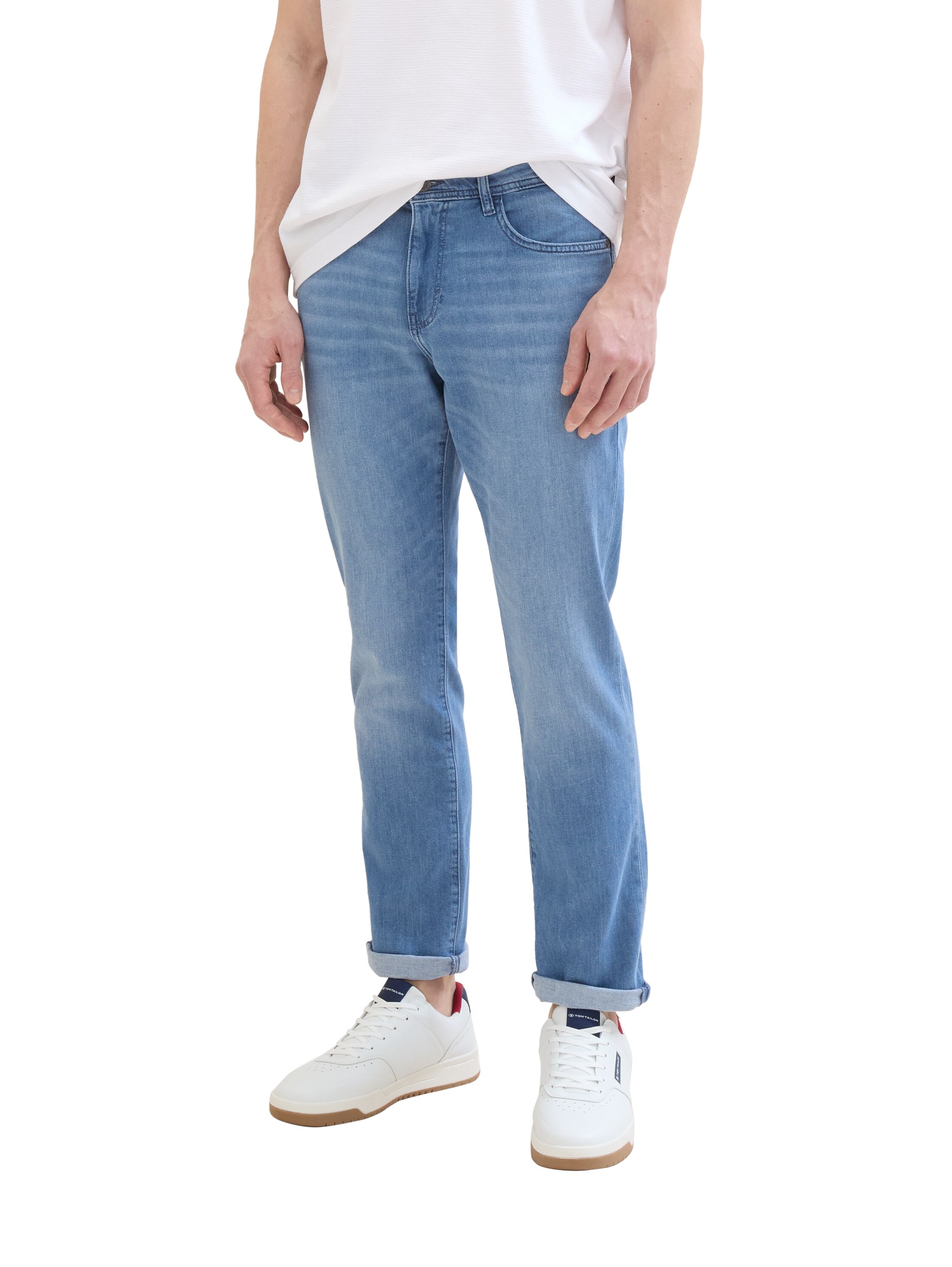 TOM TAILOR Regular-fit-Jeans "JOSH", mit Marken-Badge auf der Rückseite