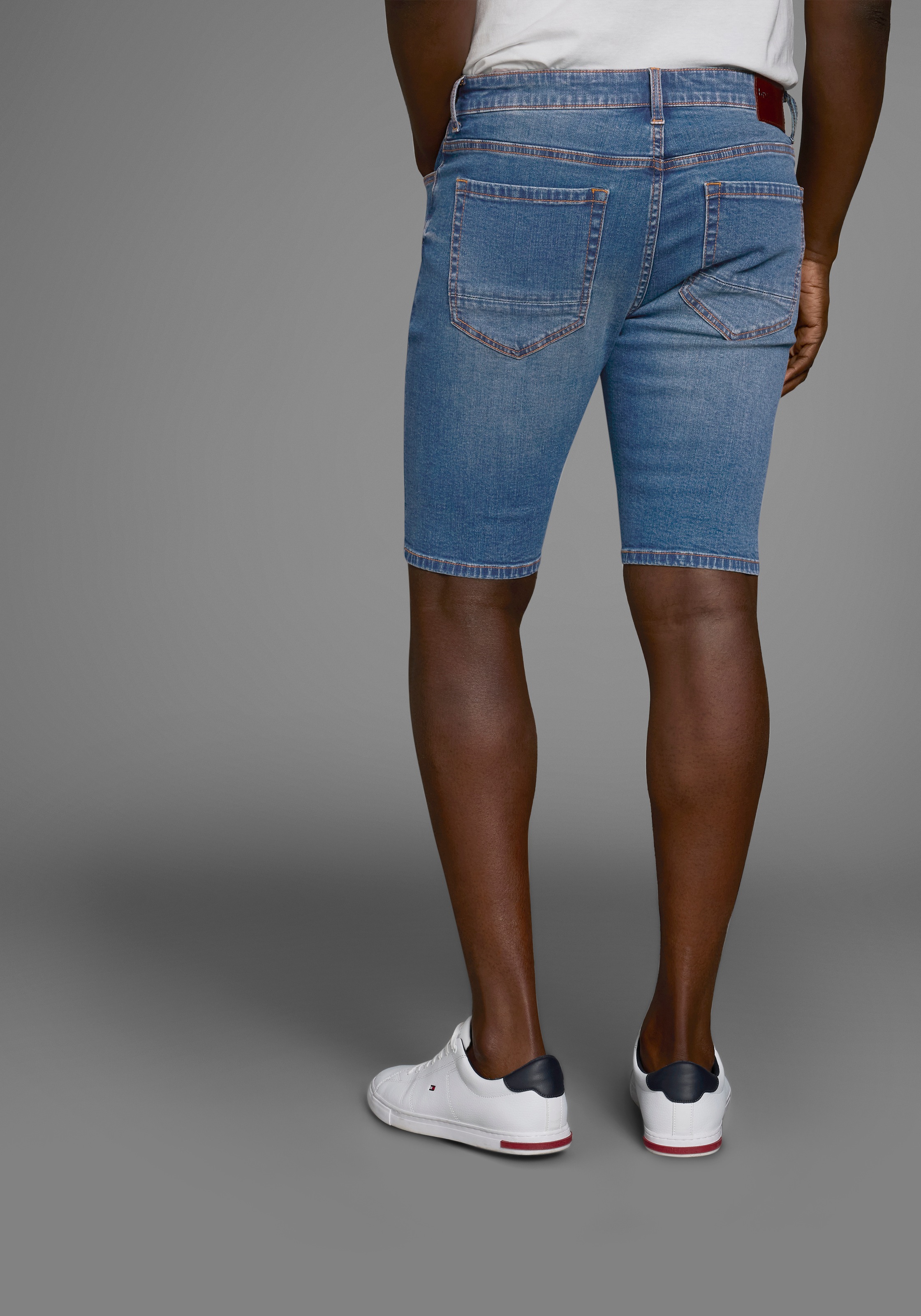 Thumbnail - Bruno Banani Jeansshorts "Hutch-Shorts" gerade geschnittene kurze Beine, niedrige Leibhöhe