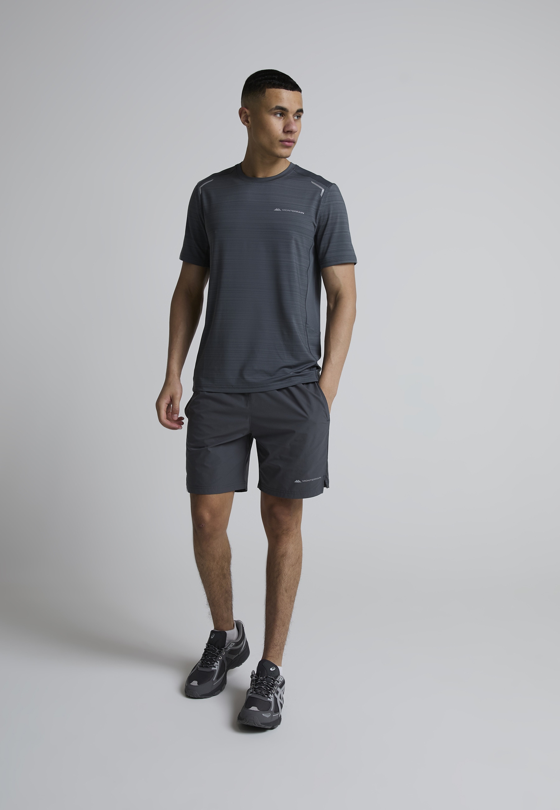 Monterrain Trainingsshorts »Monterrain RUSH 2.0 WOVEN RUNNING SHORT«