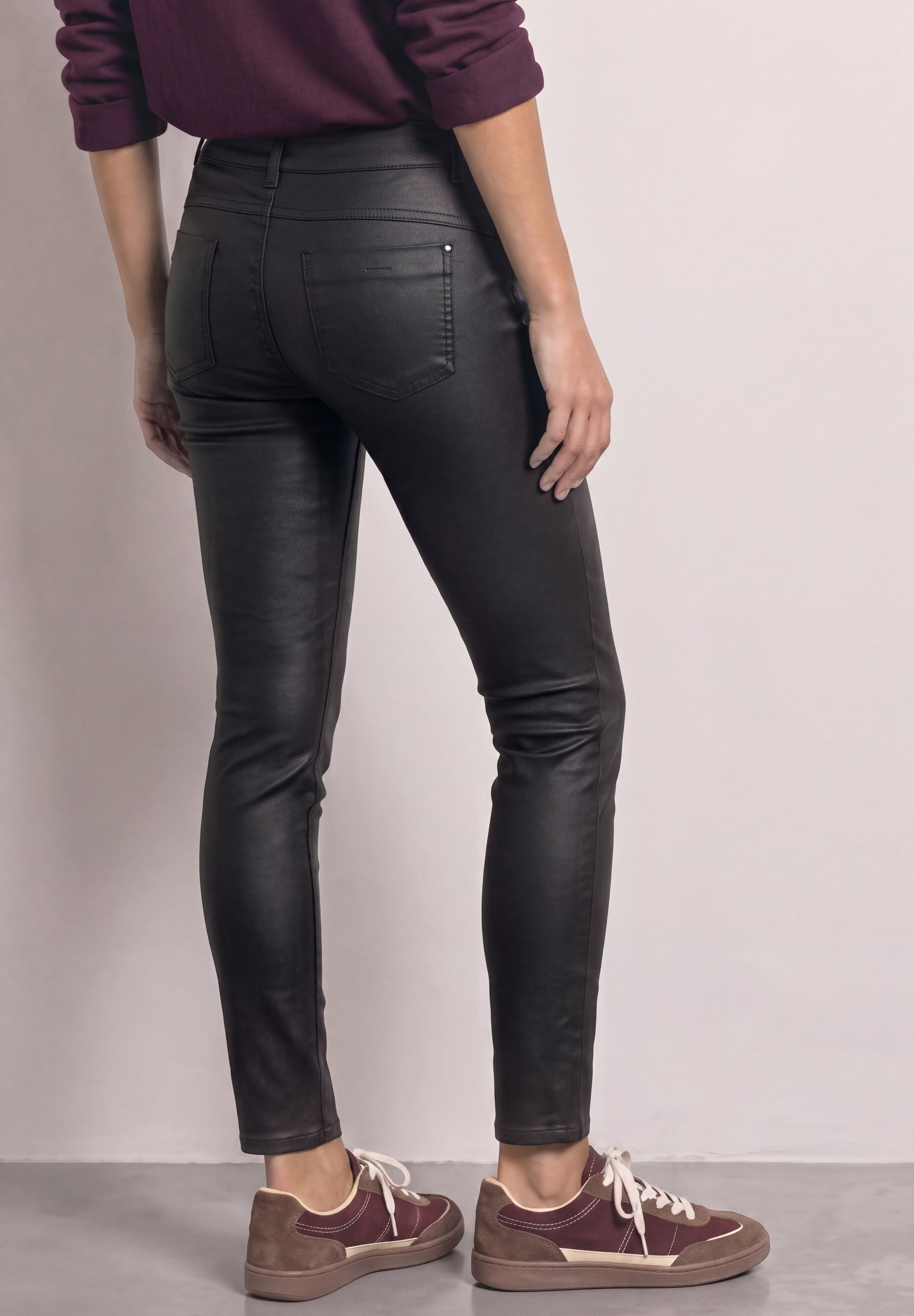 STREET ONE Stoffhose  mit Coating