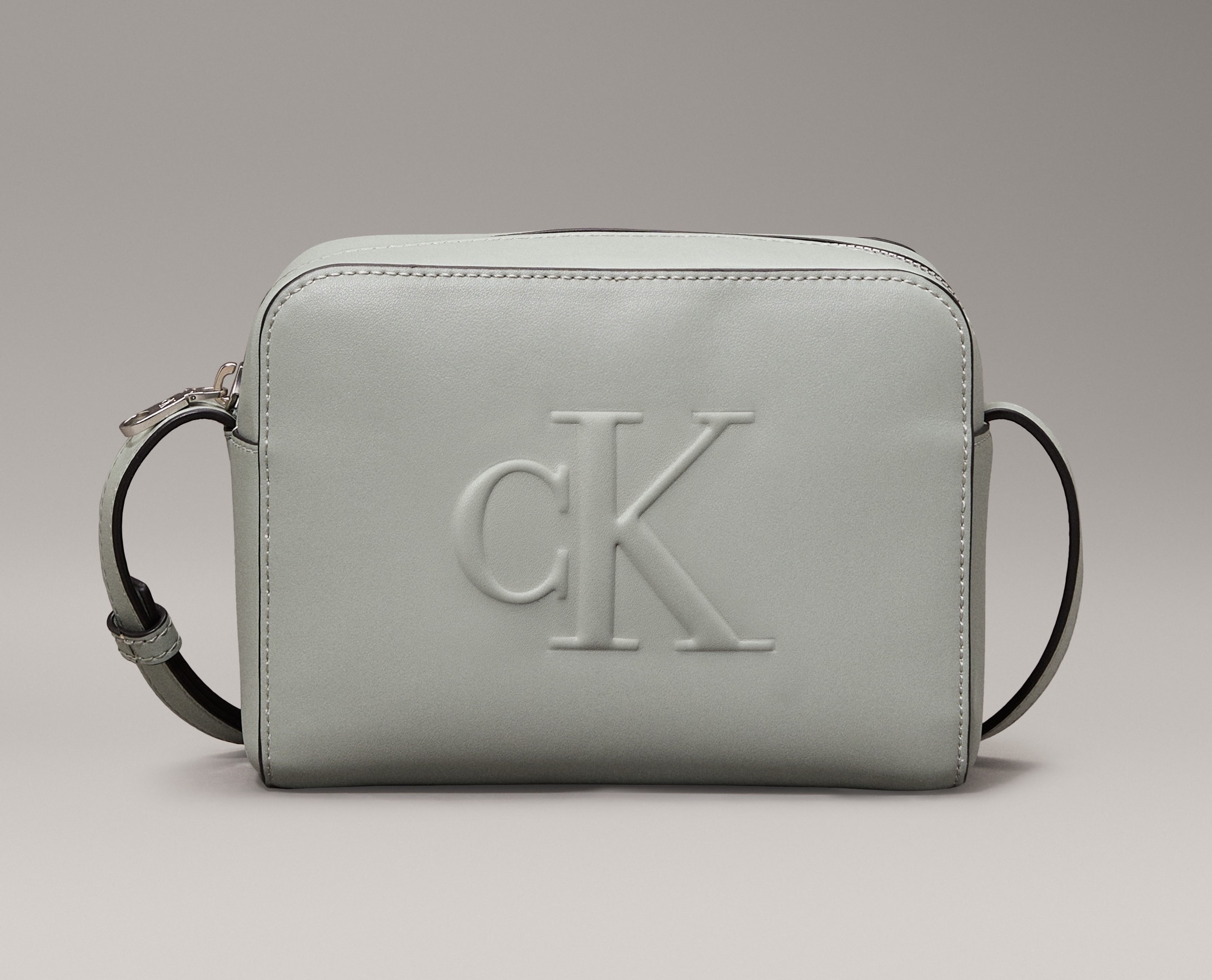 Calvin Klein Jeans Umhängetasche "SCULPTED CAMERA BAG DEBOSS" günstig online kaufen