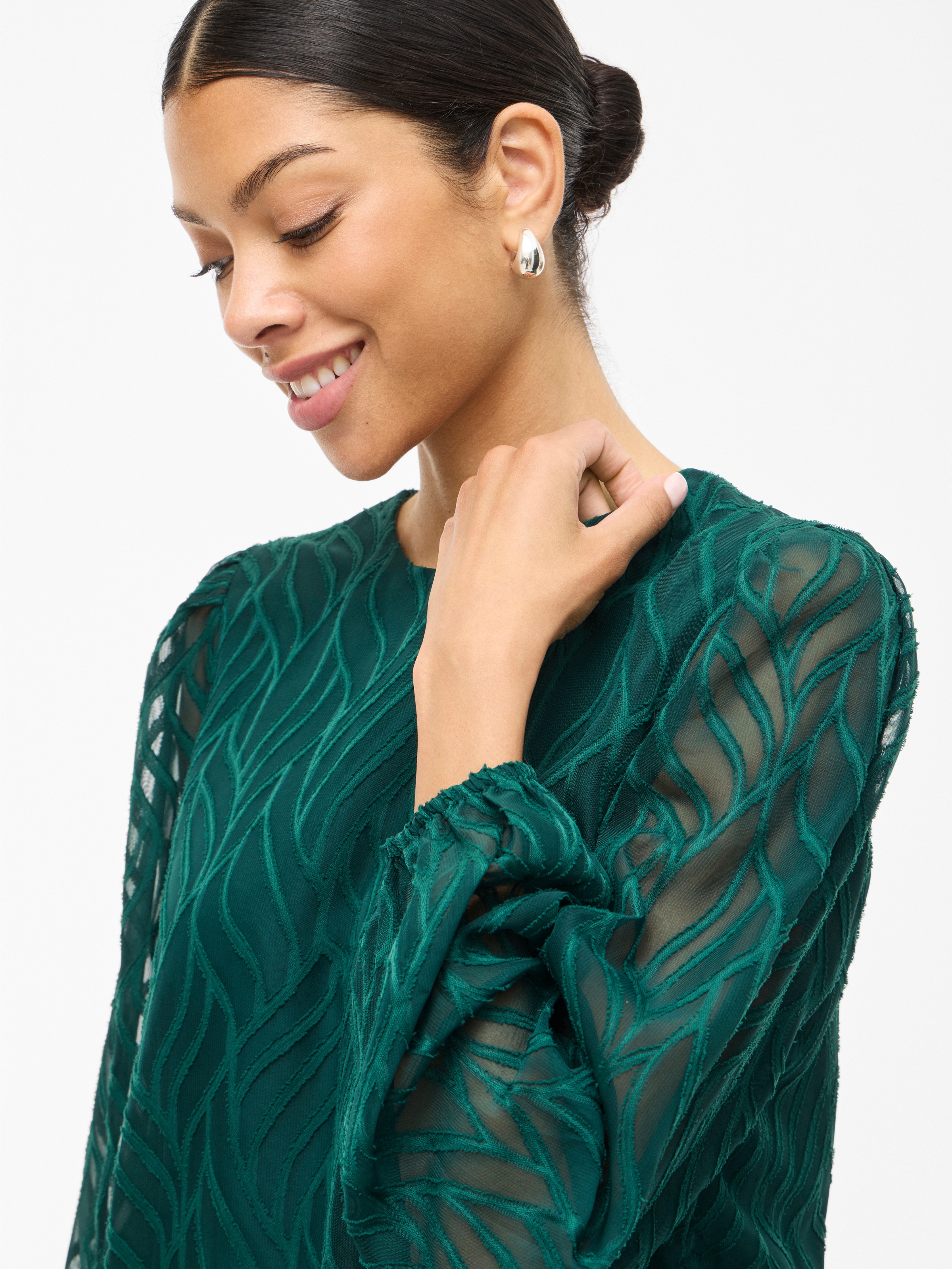 Thumbnail - Vila Blusenshirt "VIMIKA O-NECK L/S TOP - NOOS"