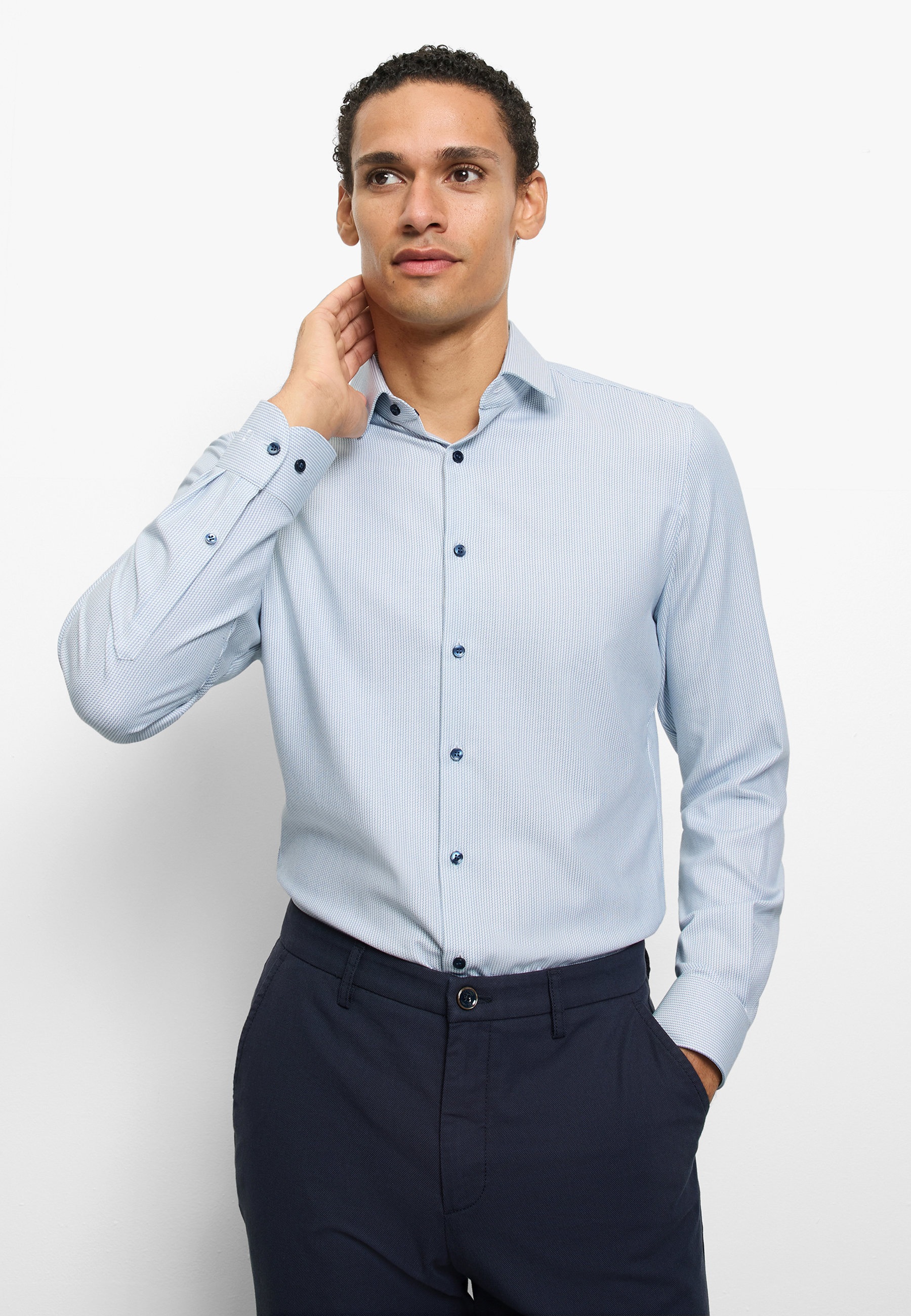 Businesshemd OLYMP "OLYMP Level Five 24/Seven, body fit, Modern Kent", Herren, Gr. 43, Normaler Arm, bleu, 64% Baumwolle, 27% Polyester, 9% Elasthan, Hemden