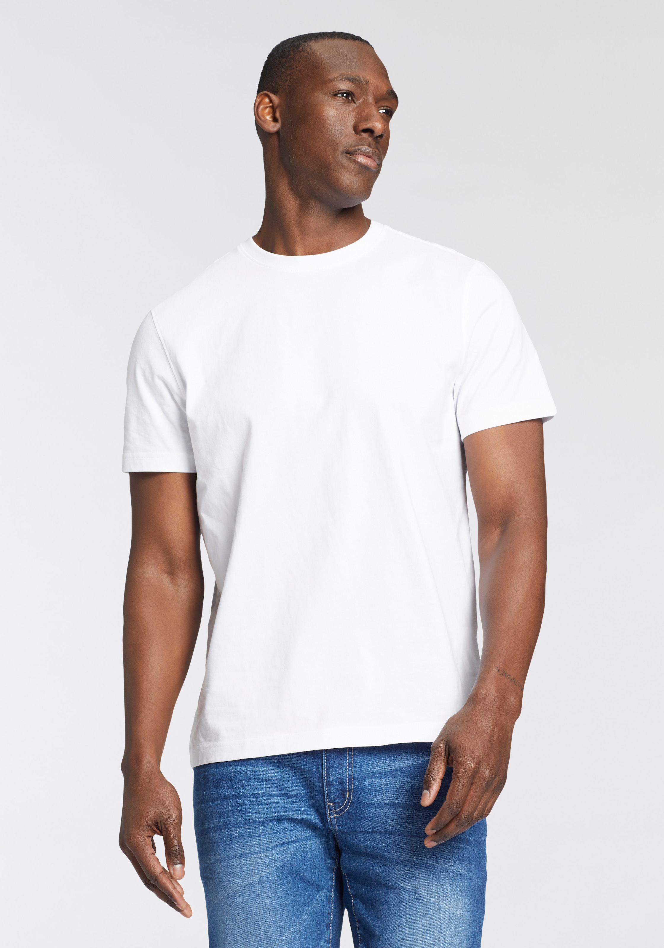Man's World Rundhalsshirt, (Packung, 6 tlg., 6-er Pack), Kurzarm, unifarben, Rundhals, aus Baumwolle