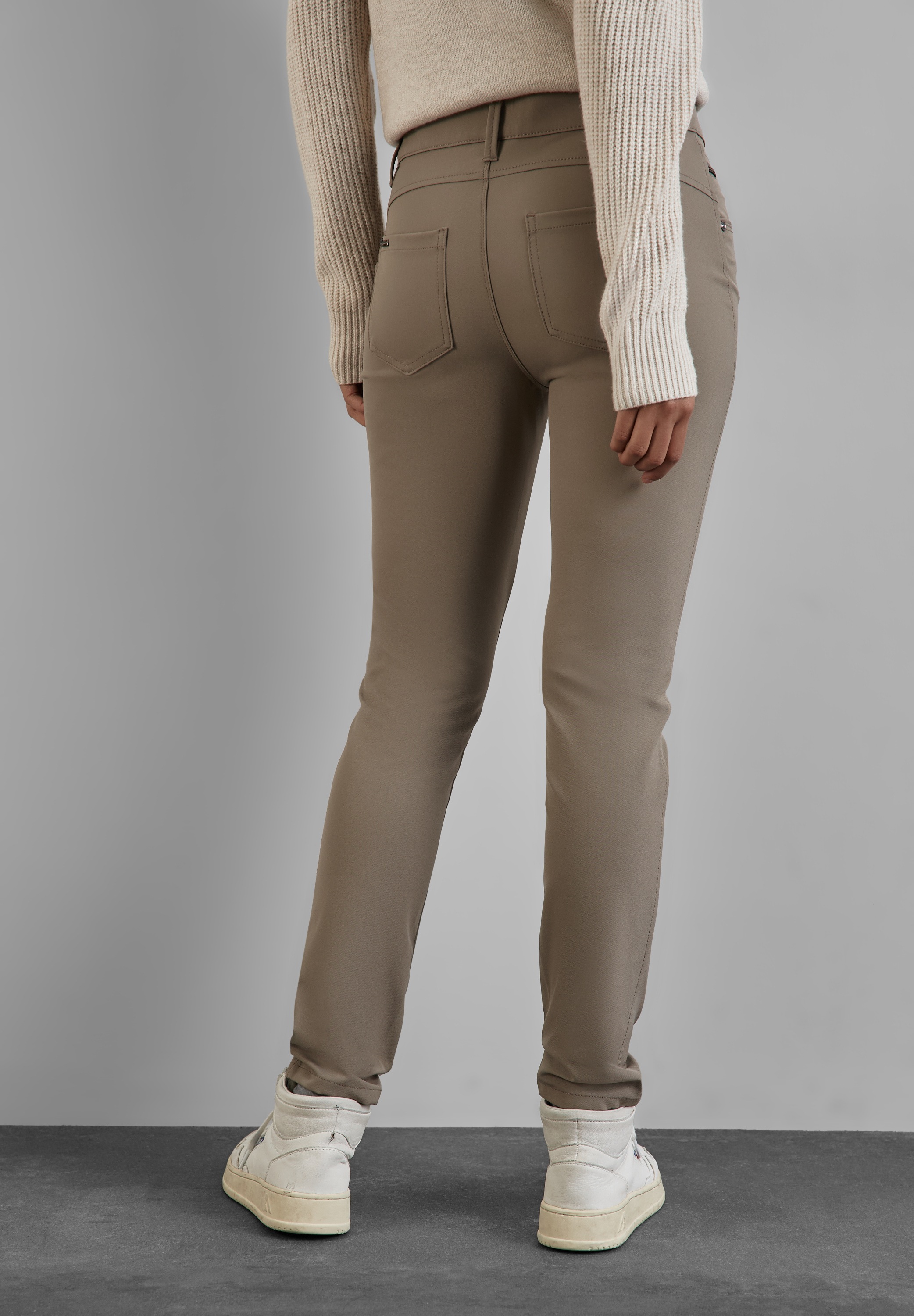 STREET ONE Röhrenhose, Middle Waist