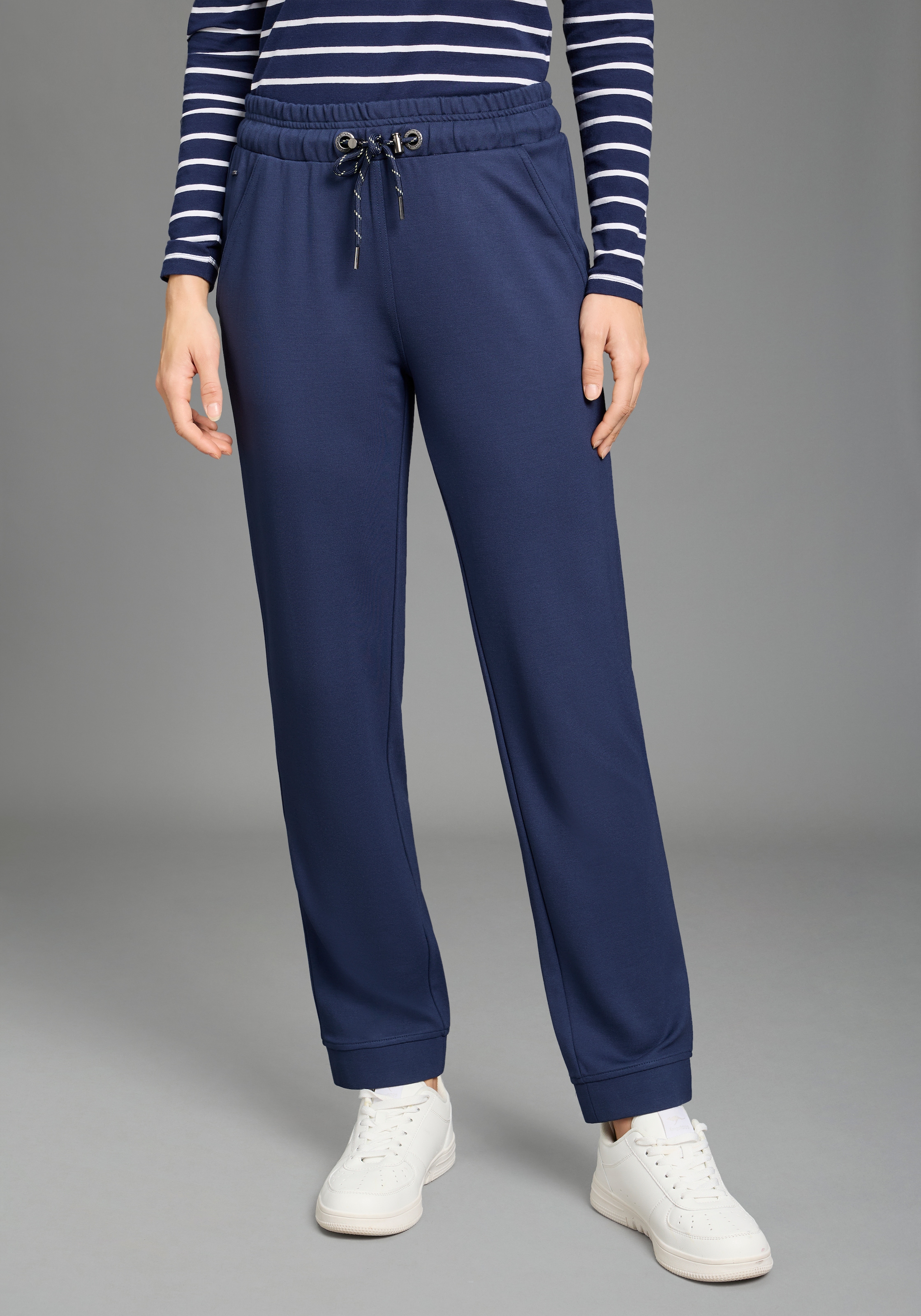 KangaROOS Schlupfhose Jerseyhose mit geradem Bein, mit Eingrifftaschen und günstig online kaufen