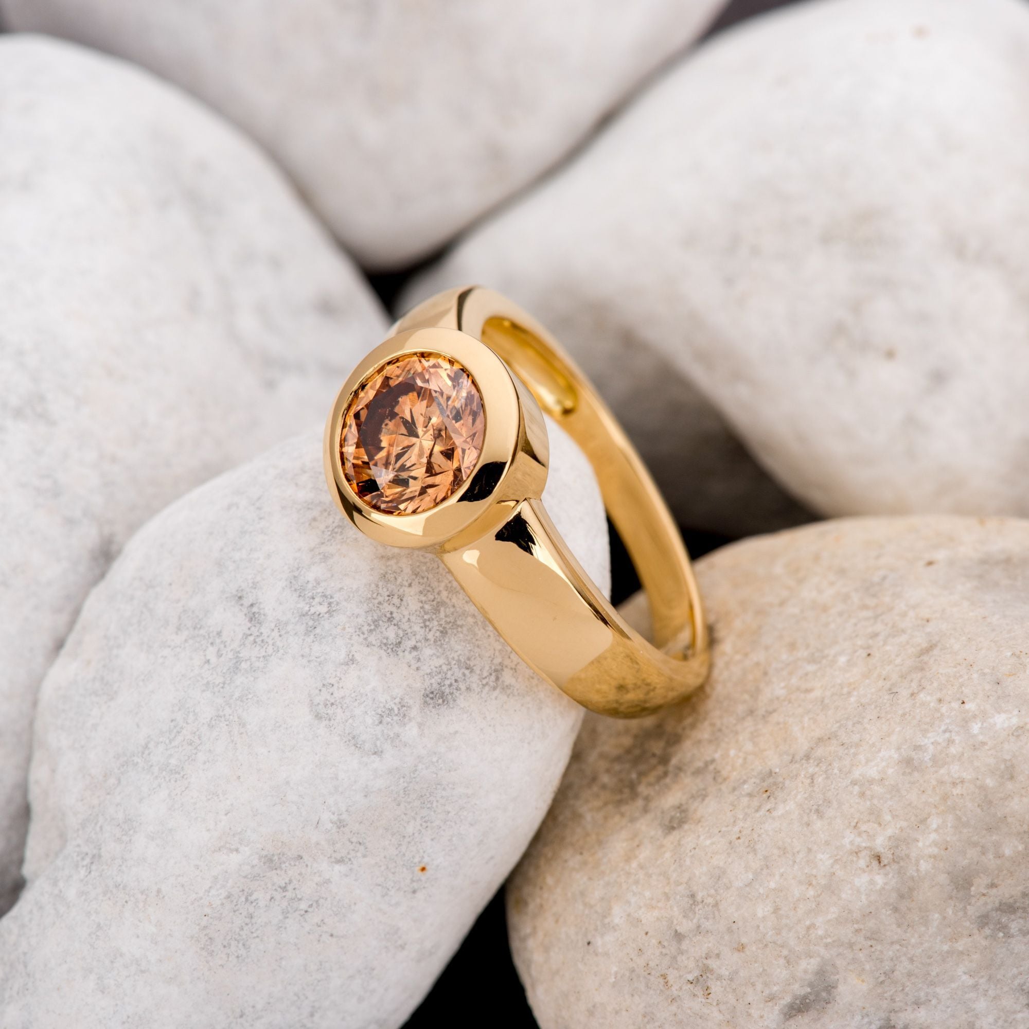 Orolino Fingerring »750/- Gelbgold 1 Brill. braun 2,0 ct.«