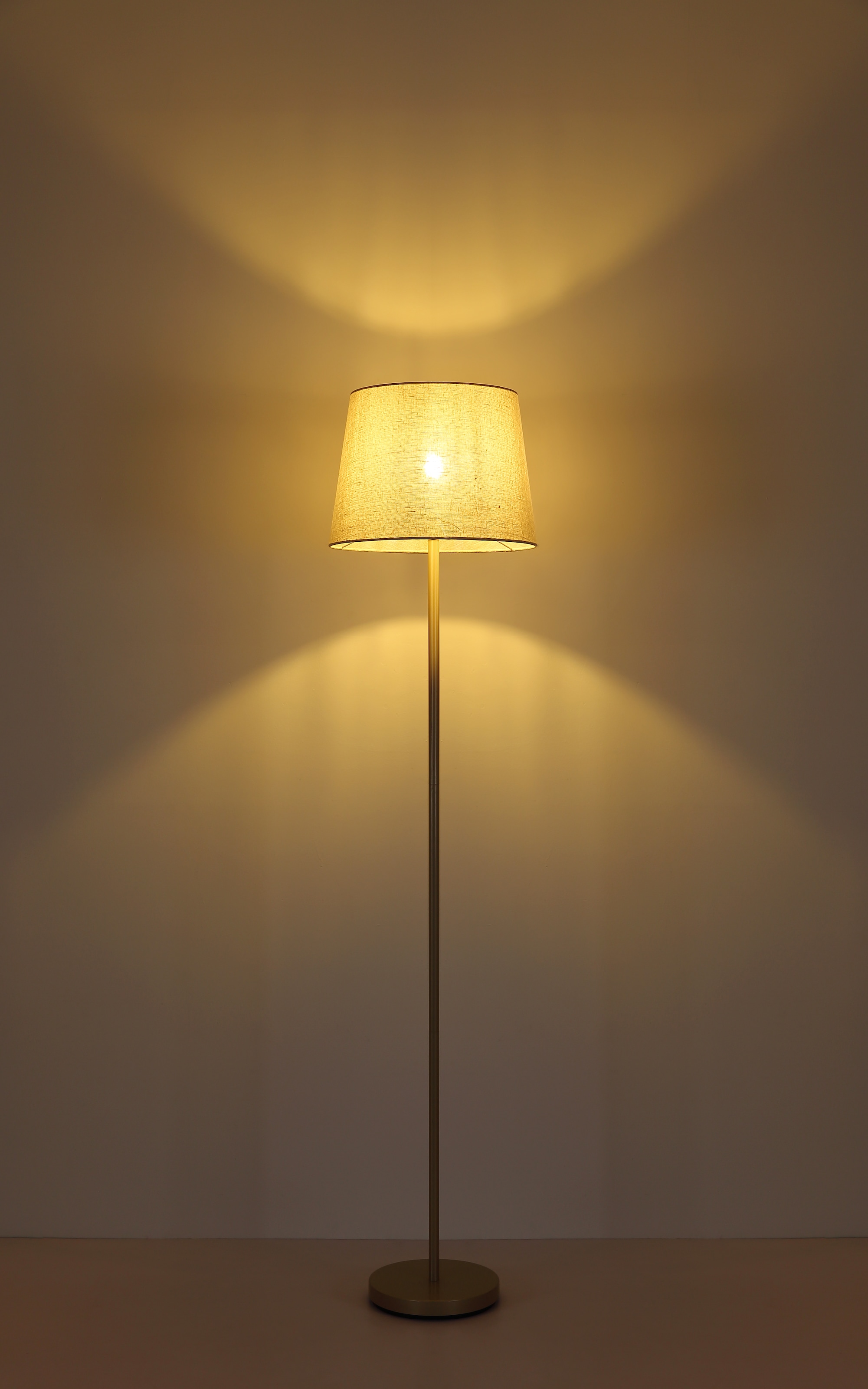 NOWA Stehlampe »JORIS« E27 1 Stk. Stehleuchte mit Stoffschirm, Fußschalter, gemütliches Licht