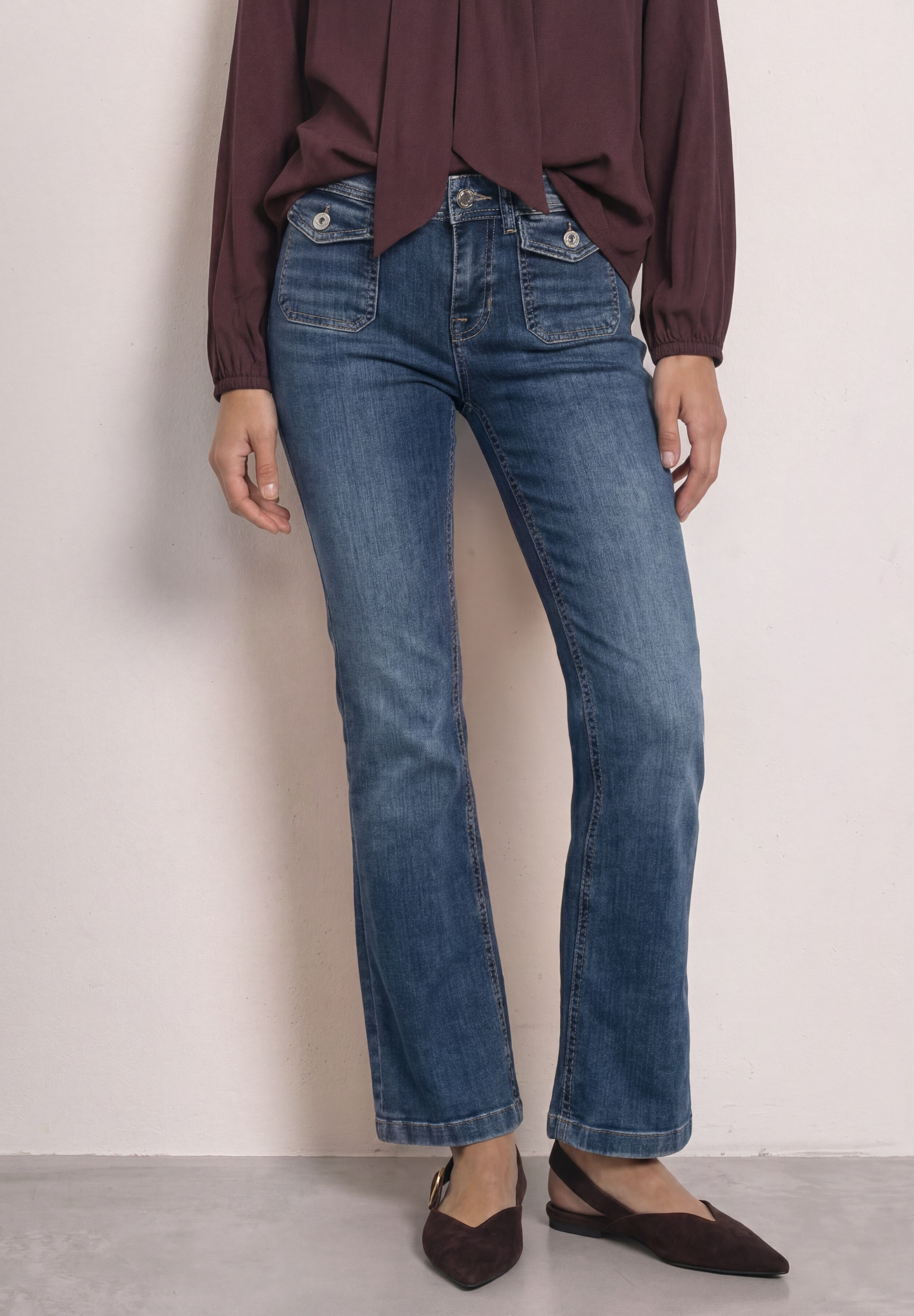 STREET ONE Bootcut-Jeans "Style Blaire" im Slim Fit