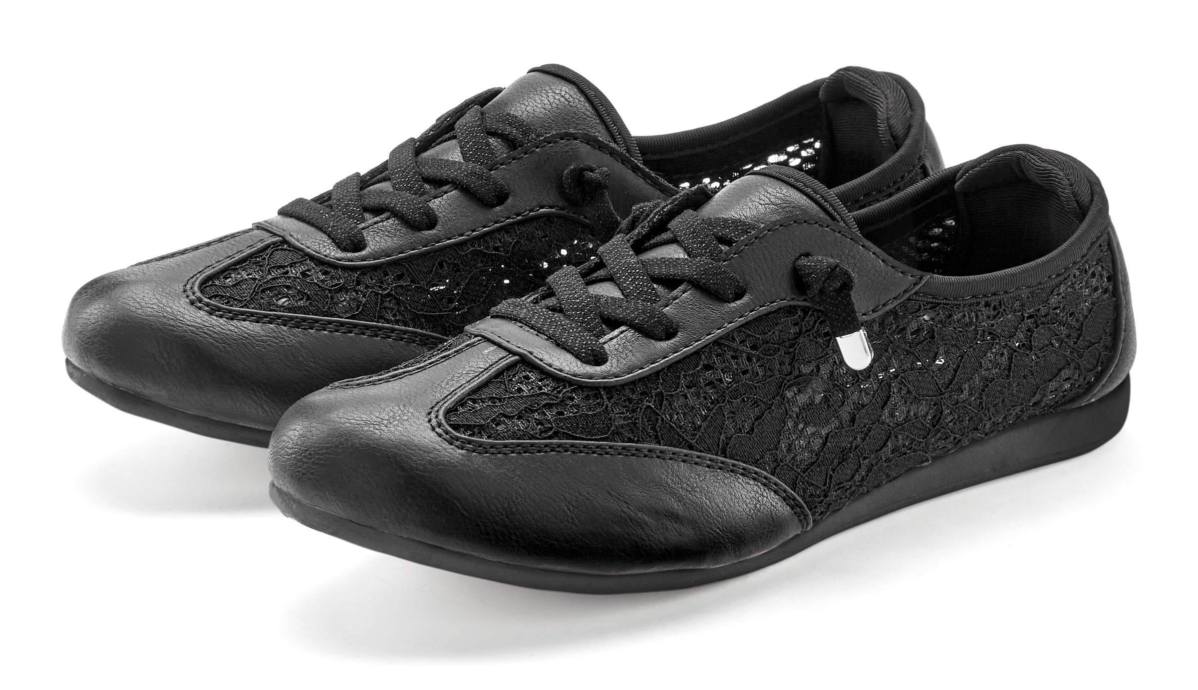 LASCANA Sneaker "Freizeitschuh, Halbschuh mit modischen Spitzendetails", zu günstig online kaufen