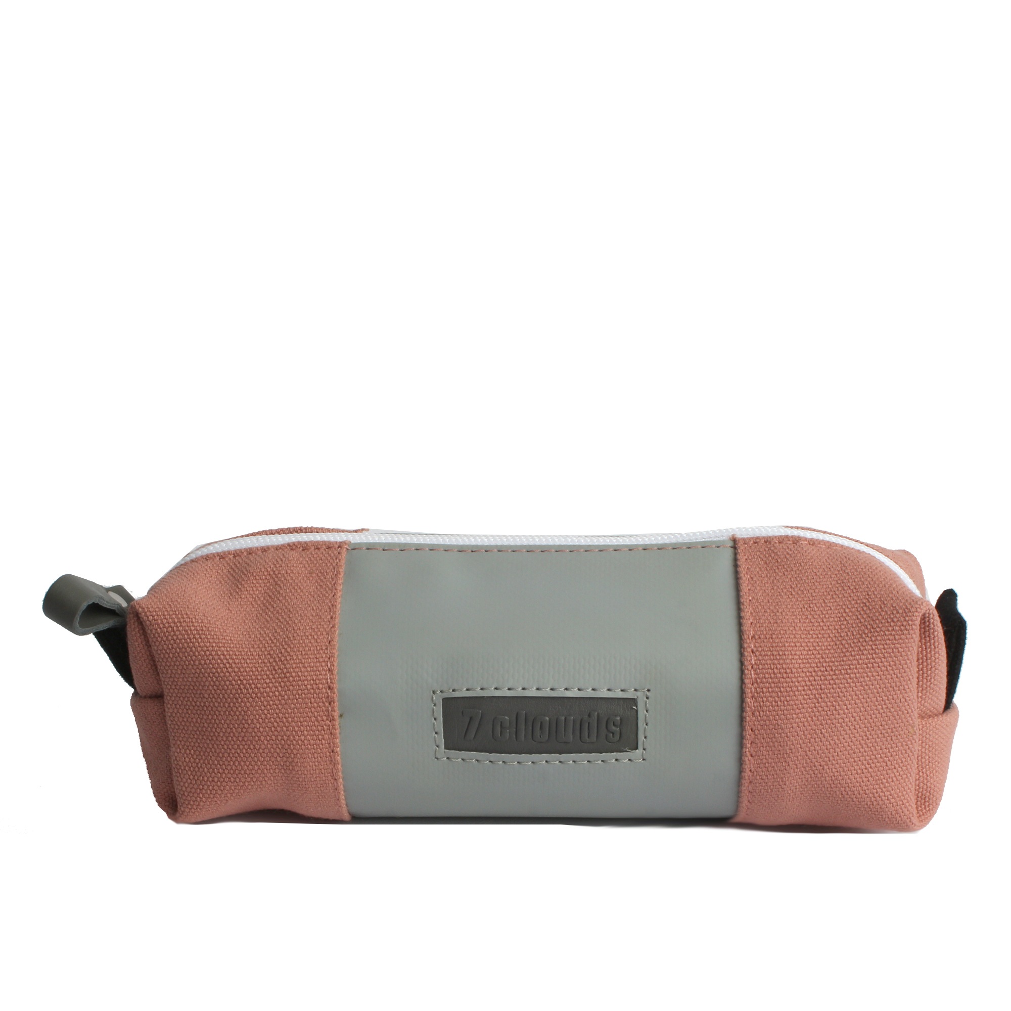 7clouds Kosmetiktasche »Penci 7.1«, mit recyceltem PET