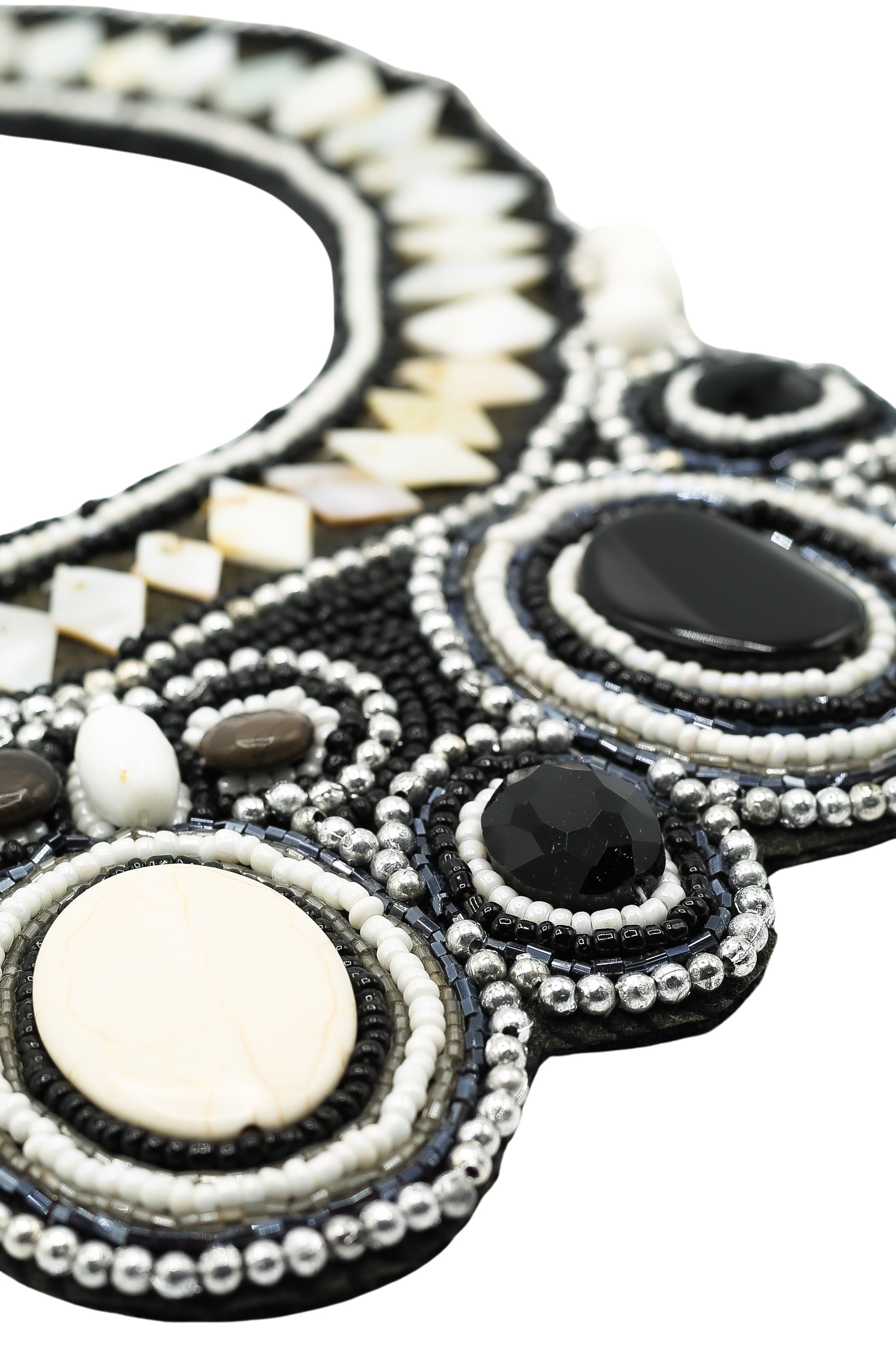 COLLEZIONE ALESSANDRO Kette mit Anhänger »Chaima«, mit echten Muschelplättchen