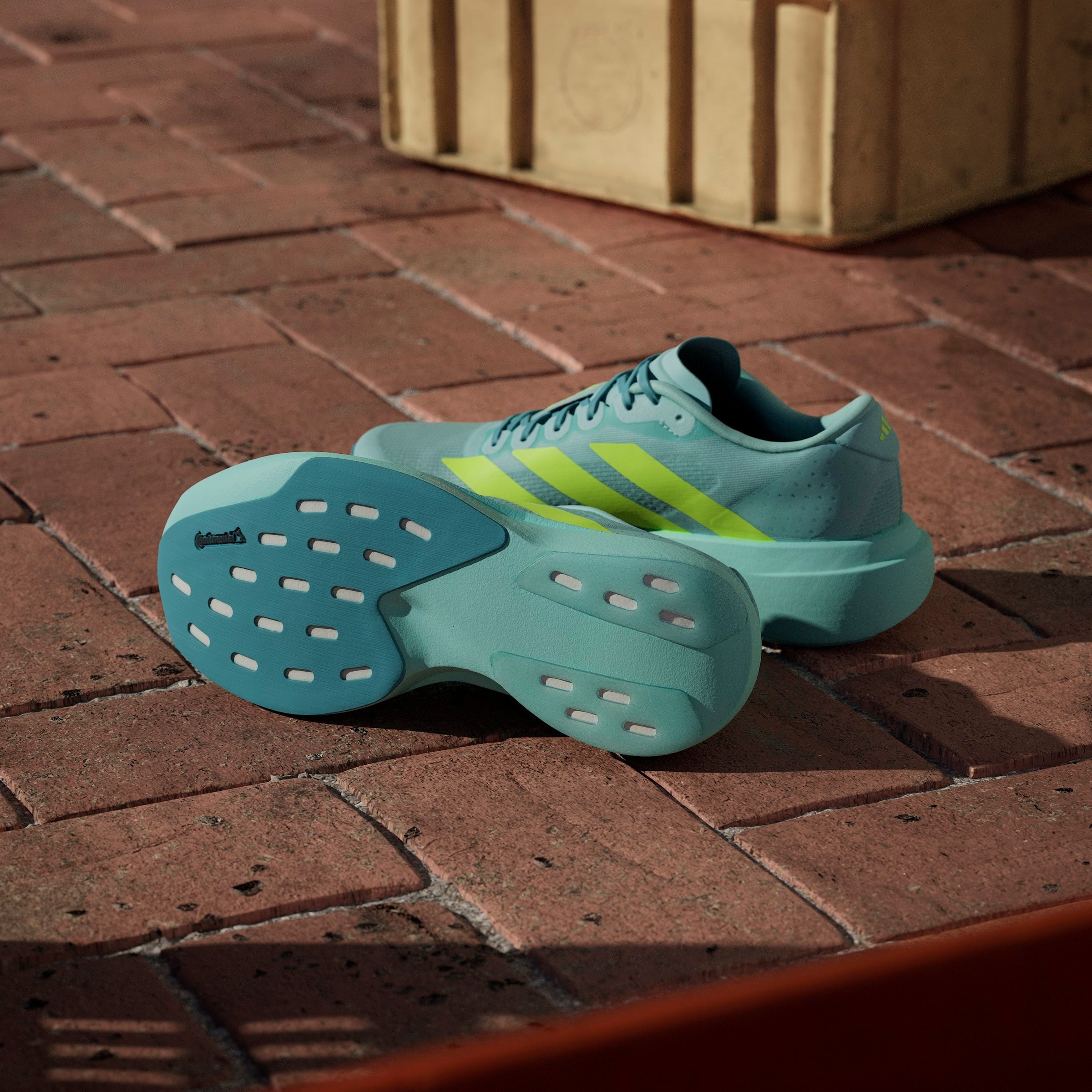 adidas Performance Laufschuh »ADIZERO EVO SL«, angelehnt an das Design vom Adios Pro Evo