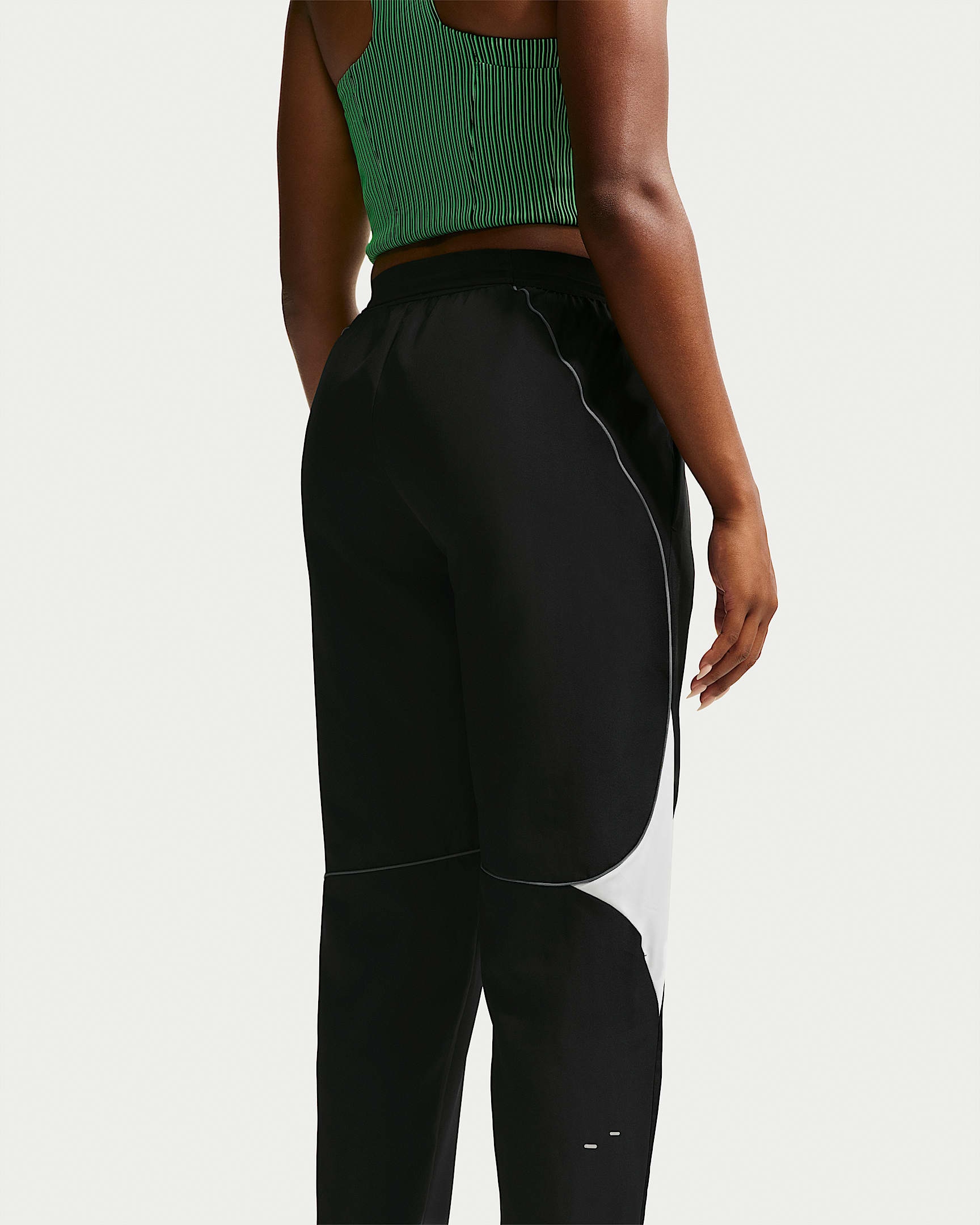 Nike Laufhose »W NK SWOOSH DF PANT«  für Laufen und Training, breite Größenauswahl von XS bis XXL