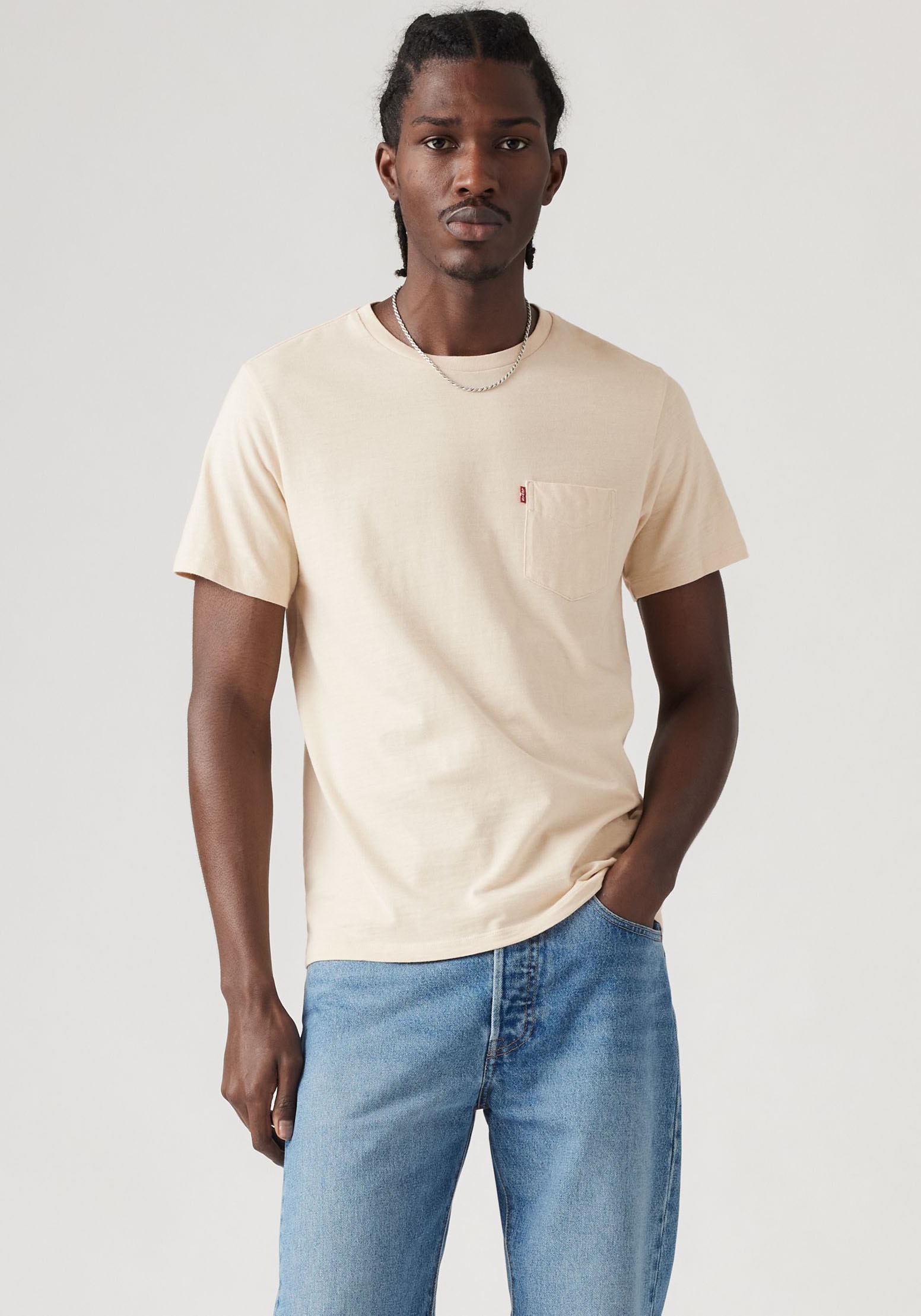 Levis T-Shirt "CLASSIC POCKET TEE" mit aufgesetzter Brusttasche günstig online kaufen
