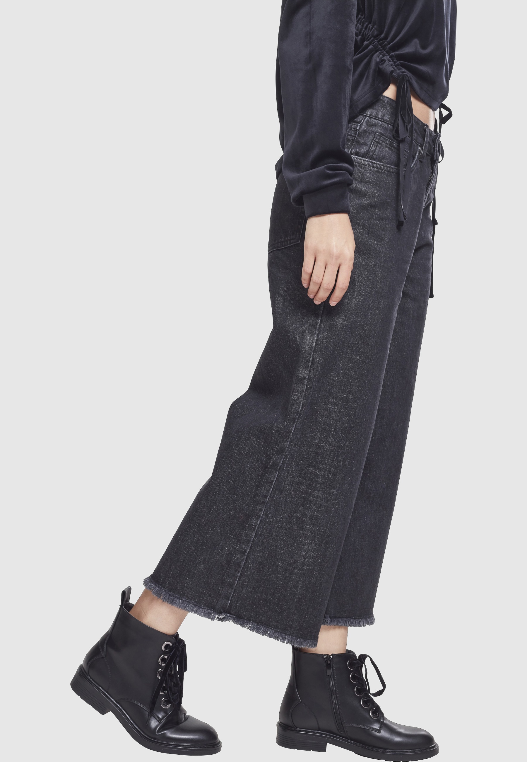 URBAN CLASSICS Stoffhose »Urban Classics Damen Ladies Denim Culotte«