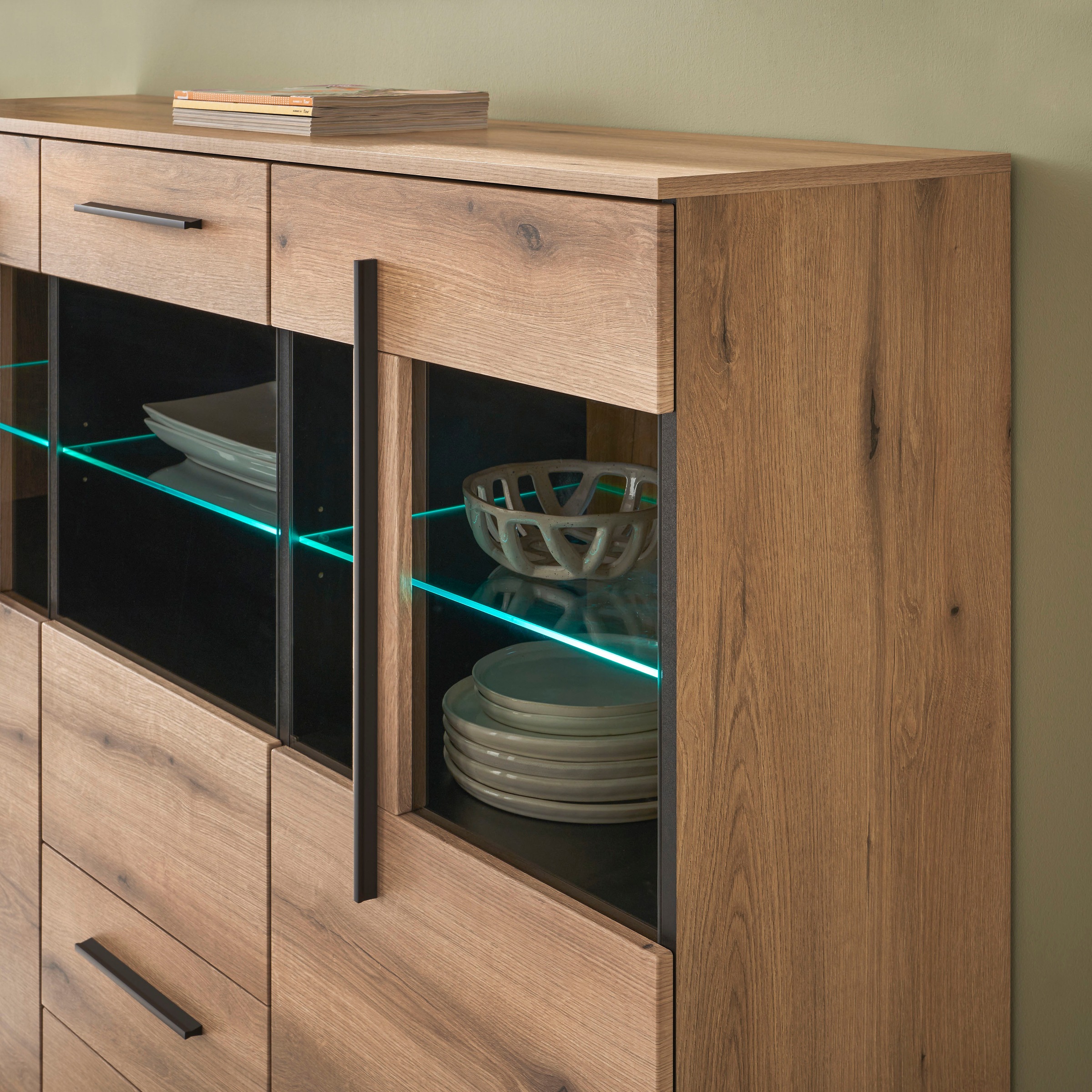 INOSIGN Highboard »Cantara, moderner Schrank, Vitrine in Eiche Dekor oder weiß«, schwarze Stangengriffe, ausreichend Stauraum, vielseitig einsetzbar