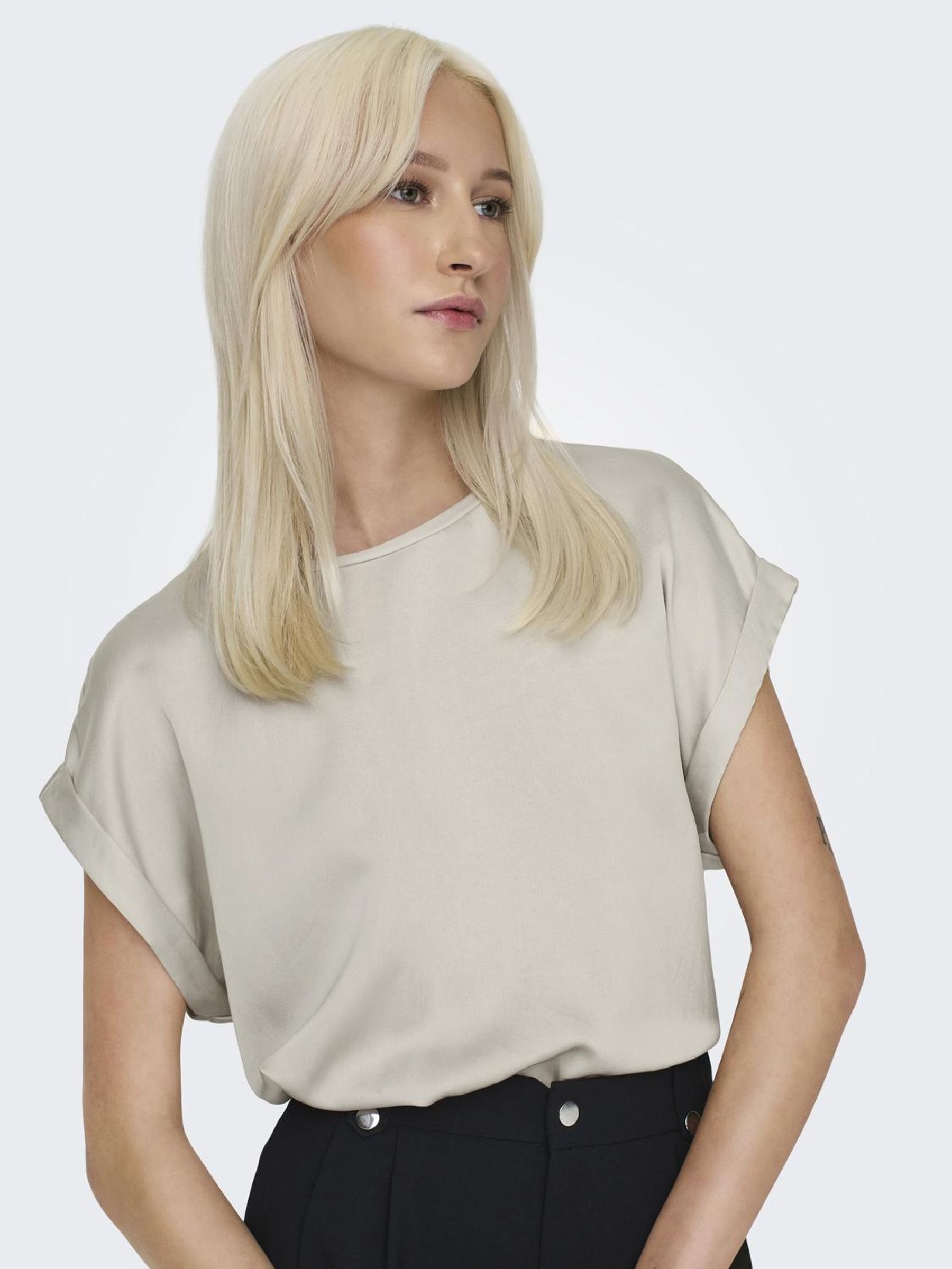 ONLY "ONLLIEKE S/S SATIN MIX TOP WVN NOOS" regular fit, Web, Polyester, Run günstig online kaufen