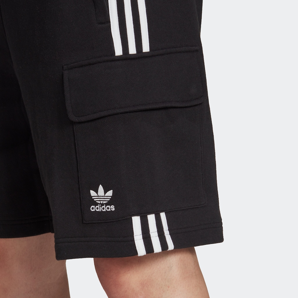 adidas Originals Shorts »ADICOLOR CLASSICS 3STREIFEN CARGOSHORTS«, (1 tlg.)