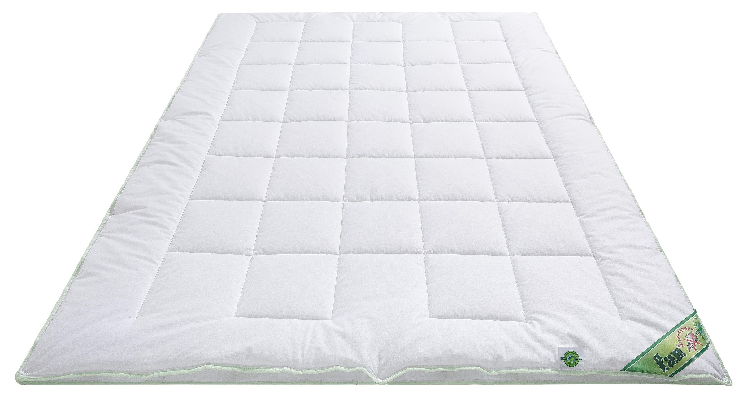 Thumbnail - fan Microfaserbettdecke "Greenfirst" 4-Jahreszeiten Füllung Polyesterfaser 1 Stk. tlg. von Verbrauchern getestet