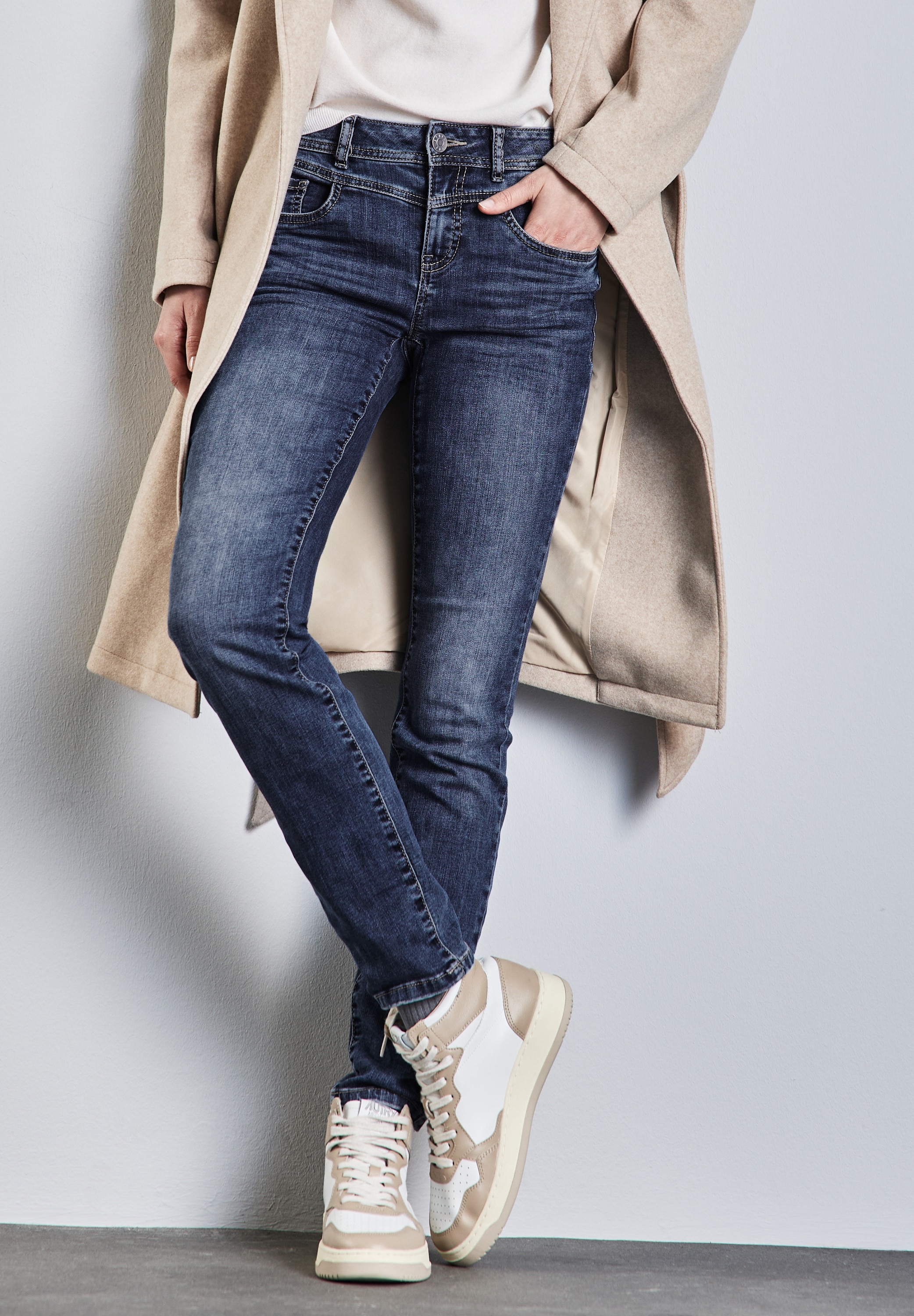 STREET ONE Slim-fit-Jeans "Style YORK", in mittelblauer Waschung günstig online kaufen