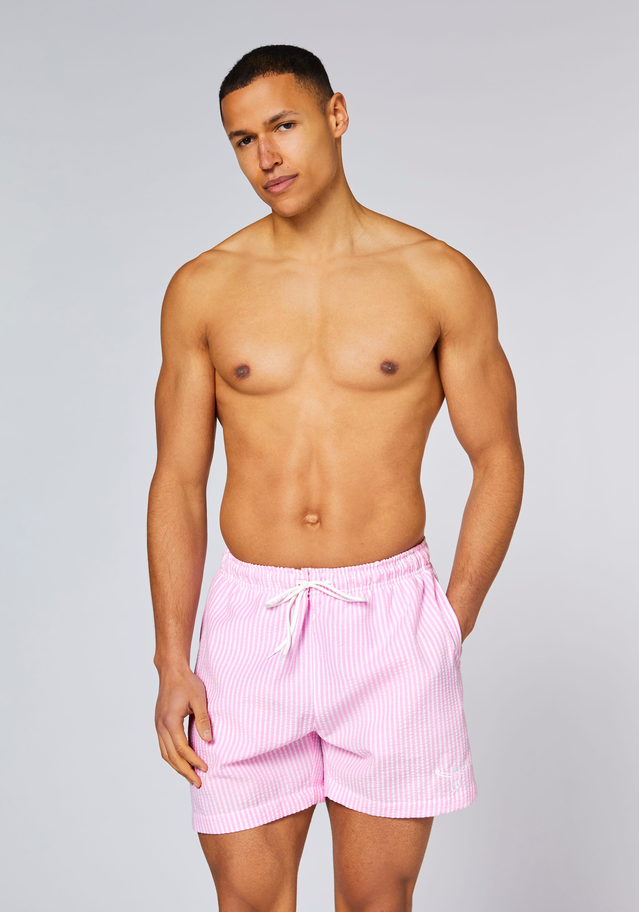 Badeshorts CHIEMSEE, Gr. XL (56/58), lila chiffon, 80% Polyester, 20% Baumwolle, Badehosen Badeshorts