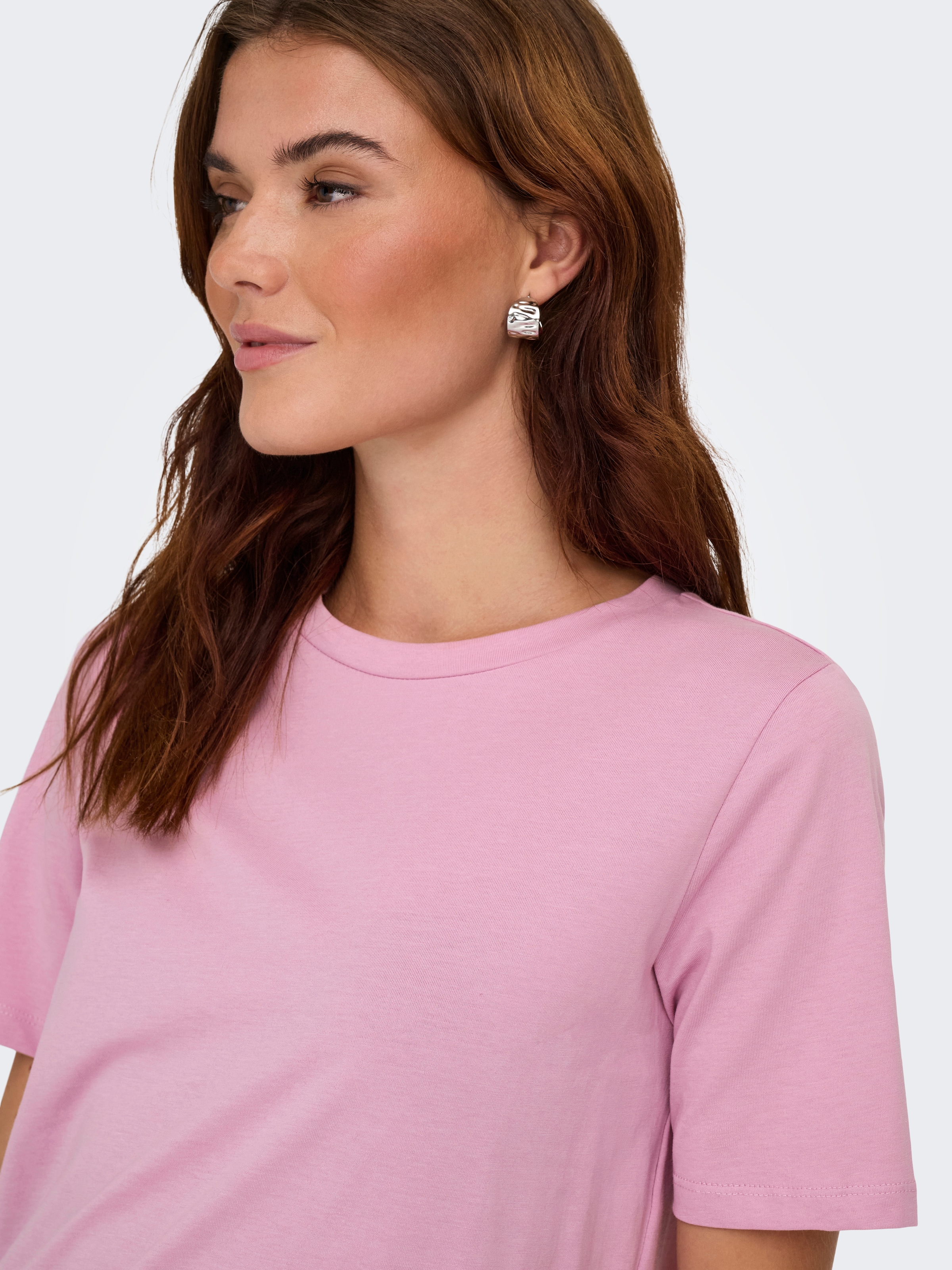 ONLY Kurzarmshirt »ONLONLY – T-Shirt mit Rundhals und klassischem Schnitt«, regular fit, casual, Single Jersey, Baumwolle, Rundhals