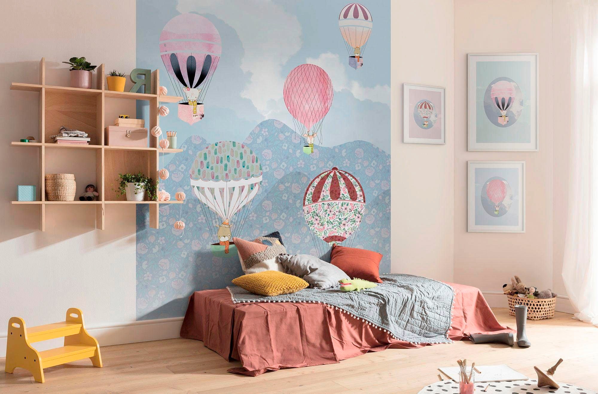 »Happy | Balloon BAUR Schlafzimmer, Green«, St.), Kinderzimmer, Komar (1 Figuren, Poster Wohnzimmer