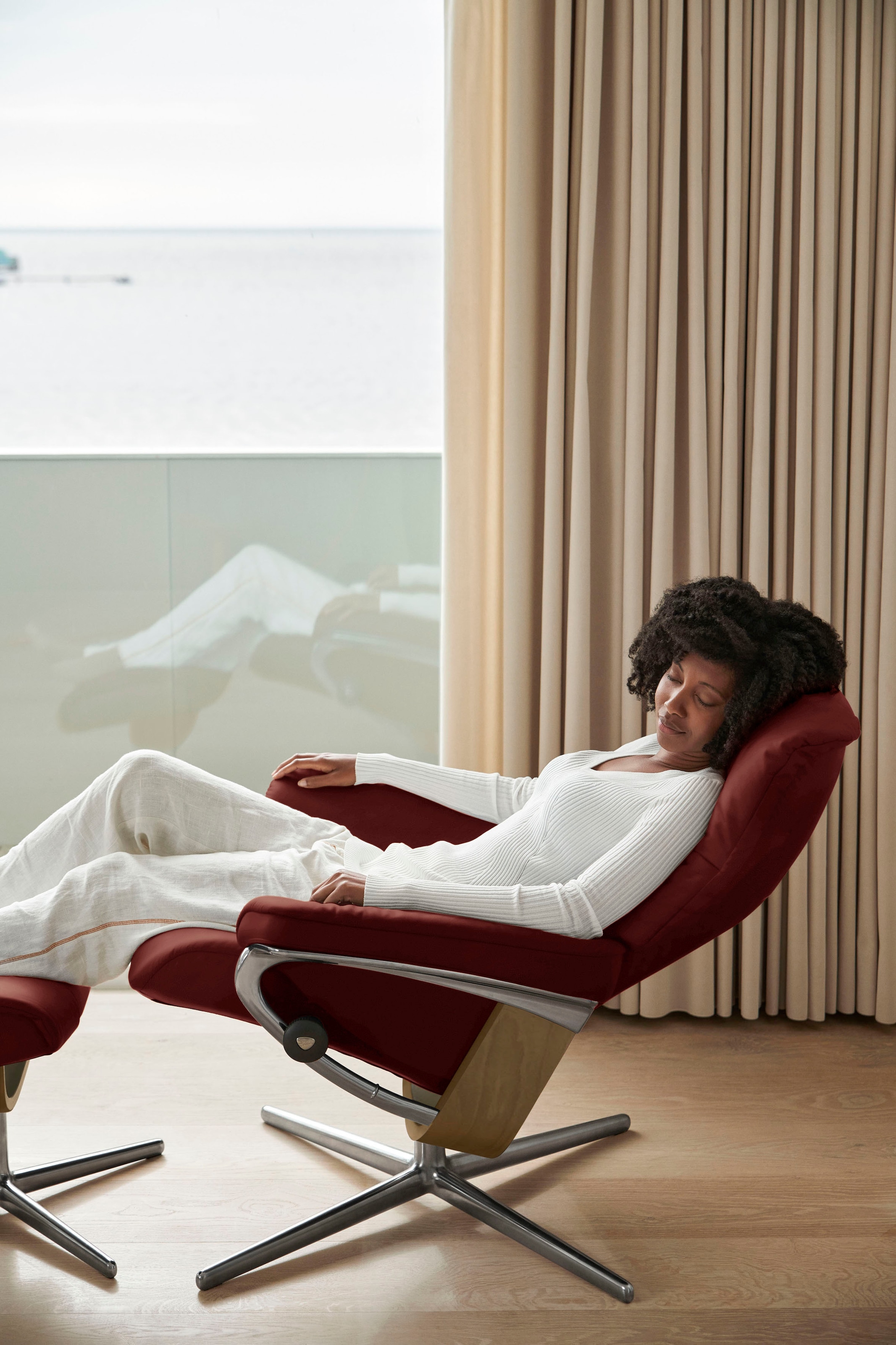 Stressless® Relaxsessel »Mayfair« Set, Relaxsessel mit Hocker,  mit Hocker, mit Cross Base, Größe S, M & L, Holzakzent Eiche