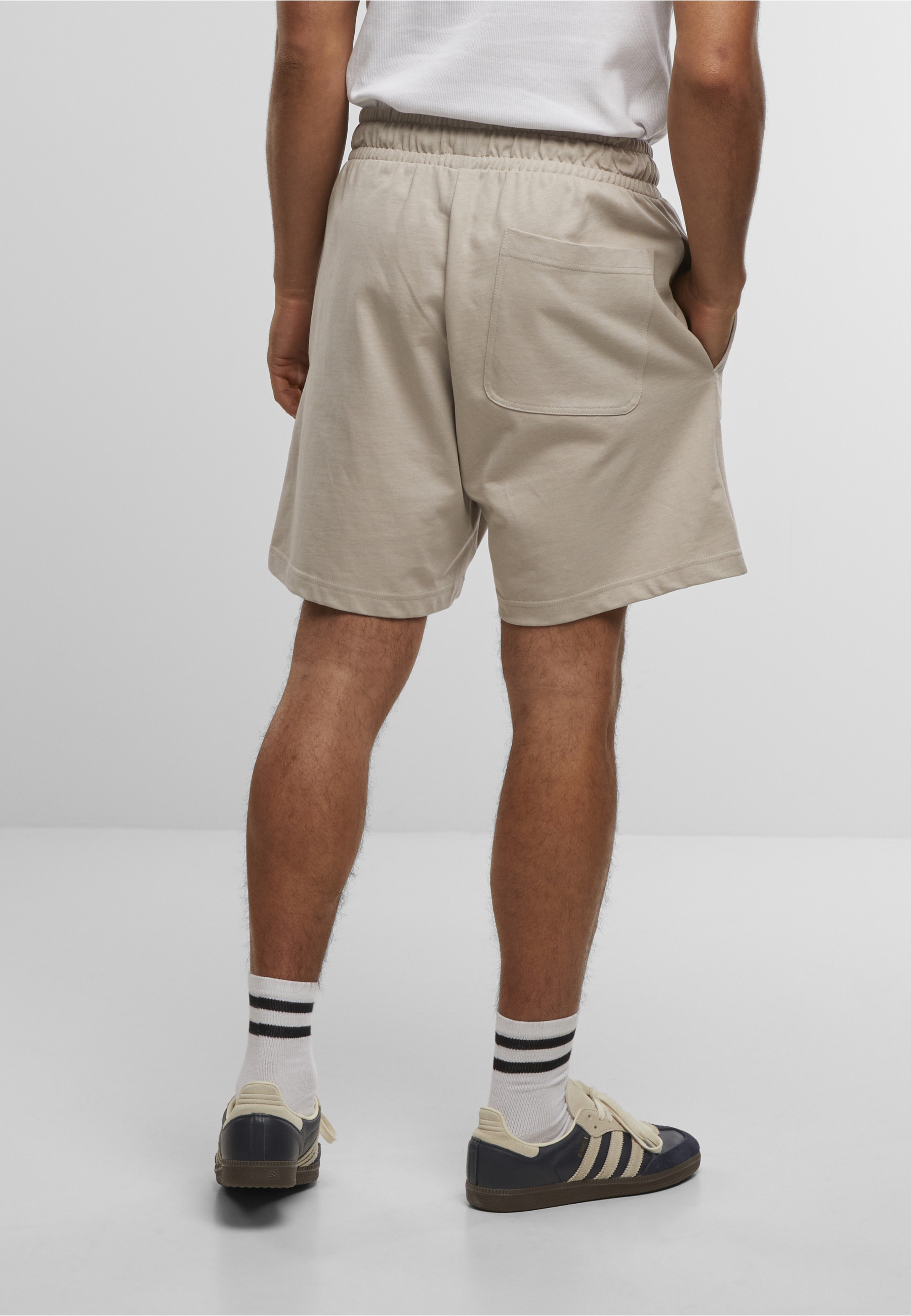 URBAN CLASSICS Sweatshorts »Urban Classics Heavy Jersey Pintuck Track Shorts«