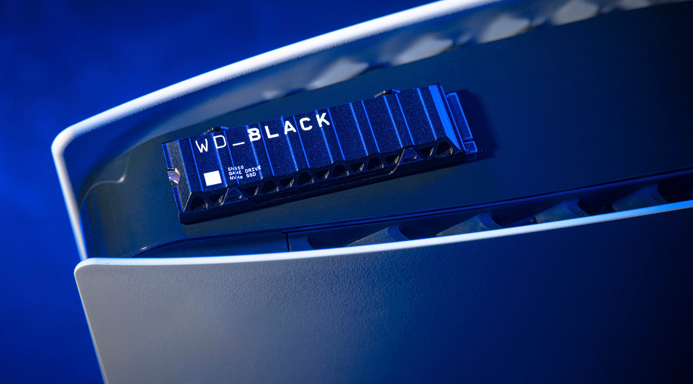 WD_Black interne SSD »SN850 Heatsink 2TB NVMe™«, Anschluss M.2 PCIe 4.0, Works with PlayStation™ 5, PCIe® Gen4 x4