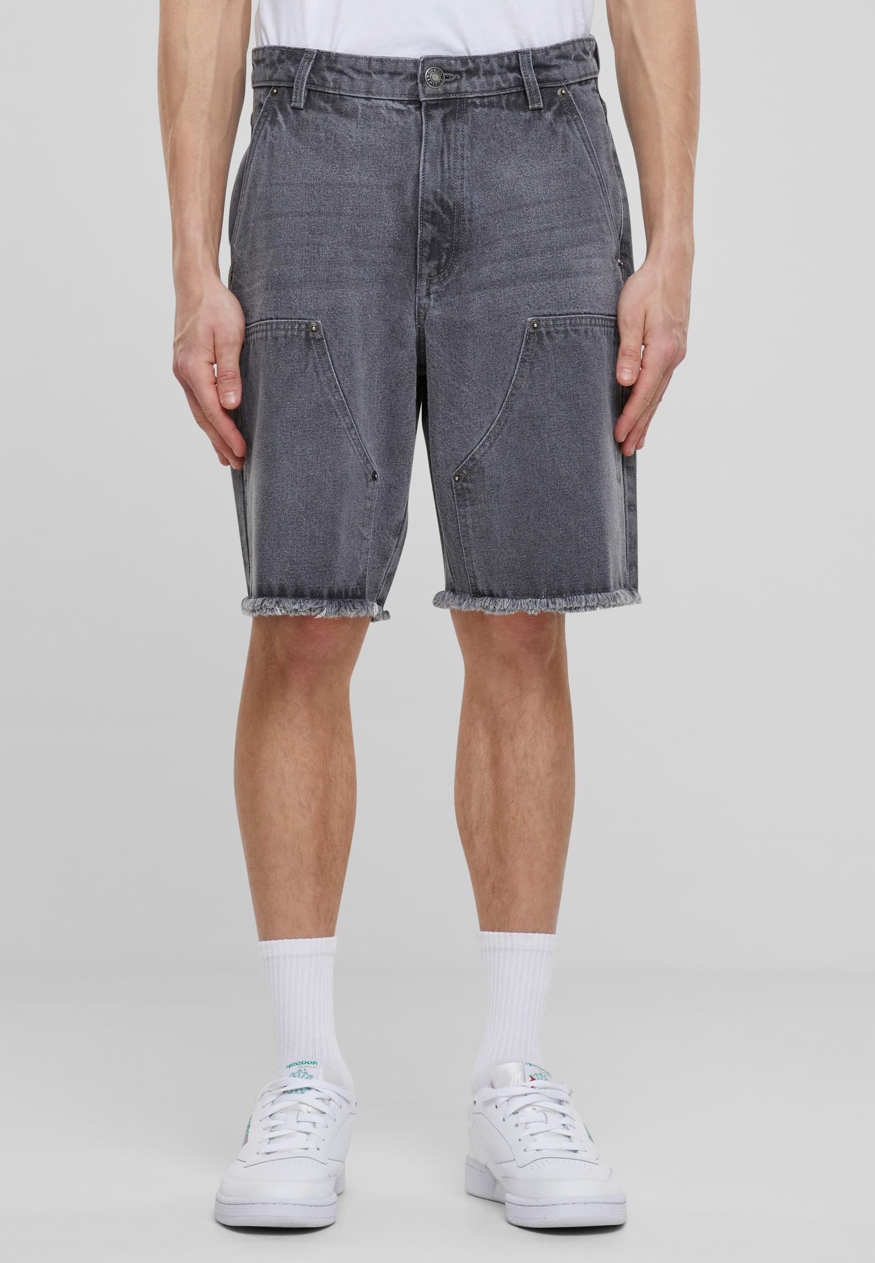 URBAN CLASSICS Shorts "Urban Classics Open Edge Two Knee Denim Shorts" günstig online kaufen